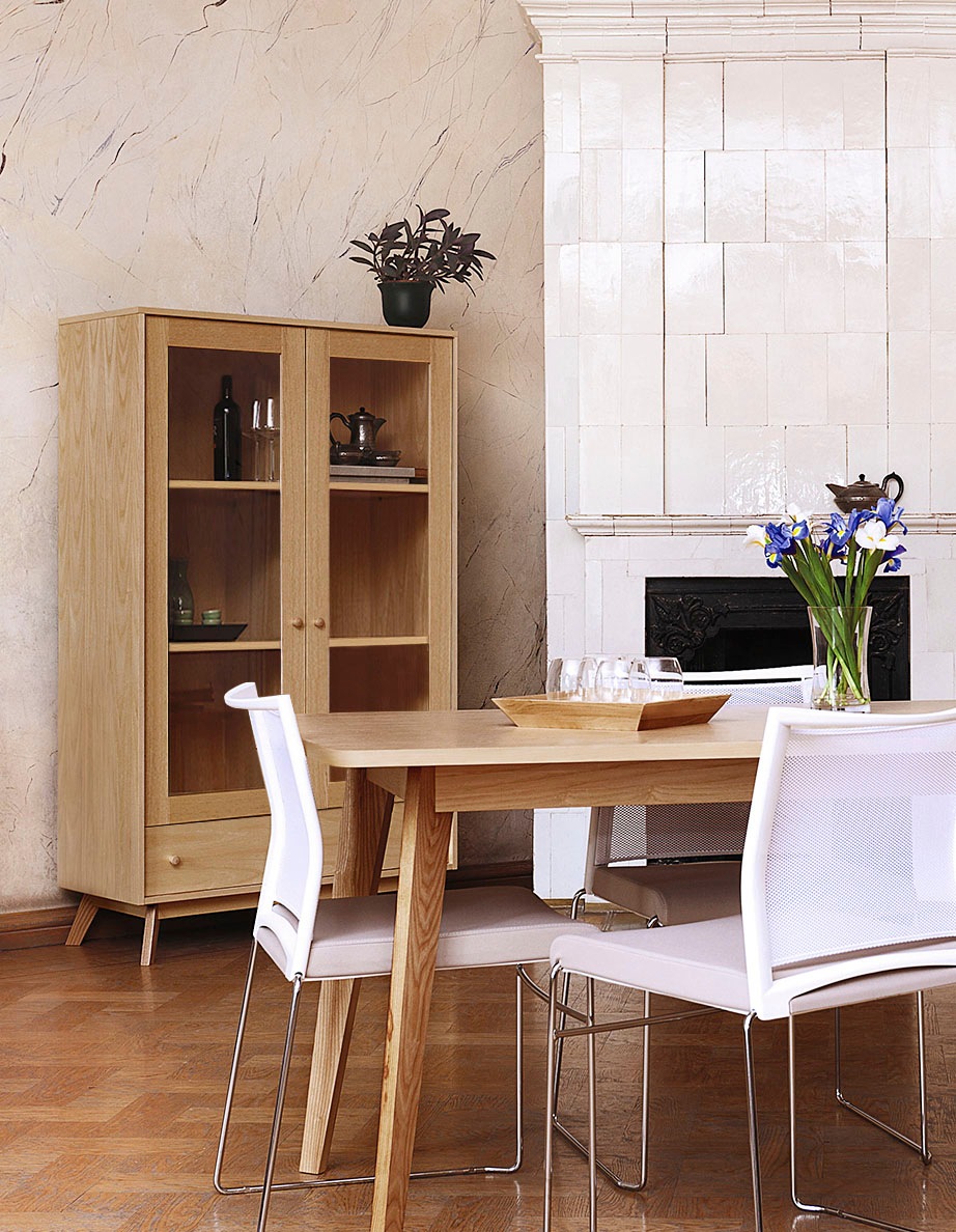 Woodman Vitrine en verre »Kensal« au design scandinave épuré, placage chêne, FSC®