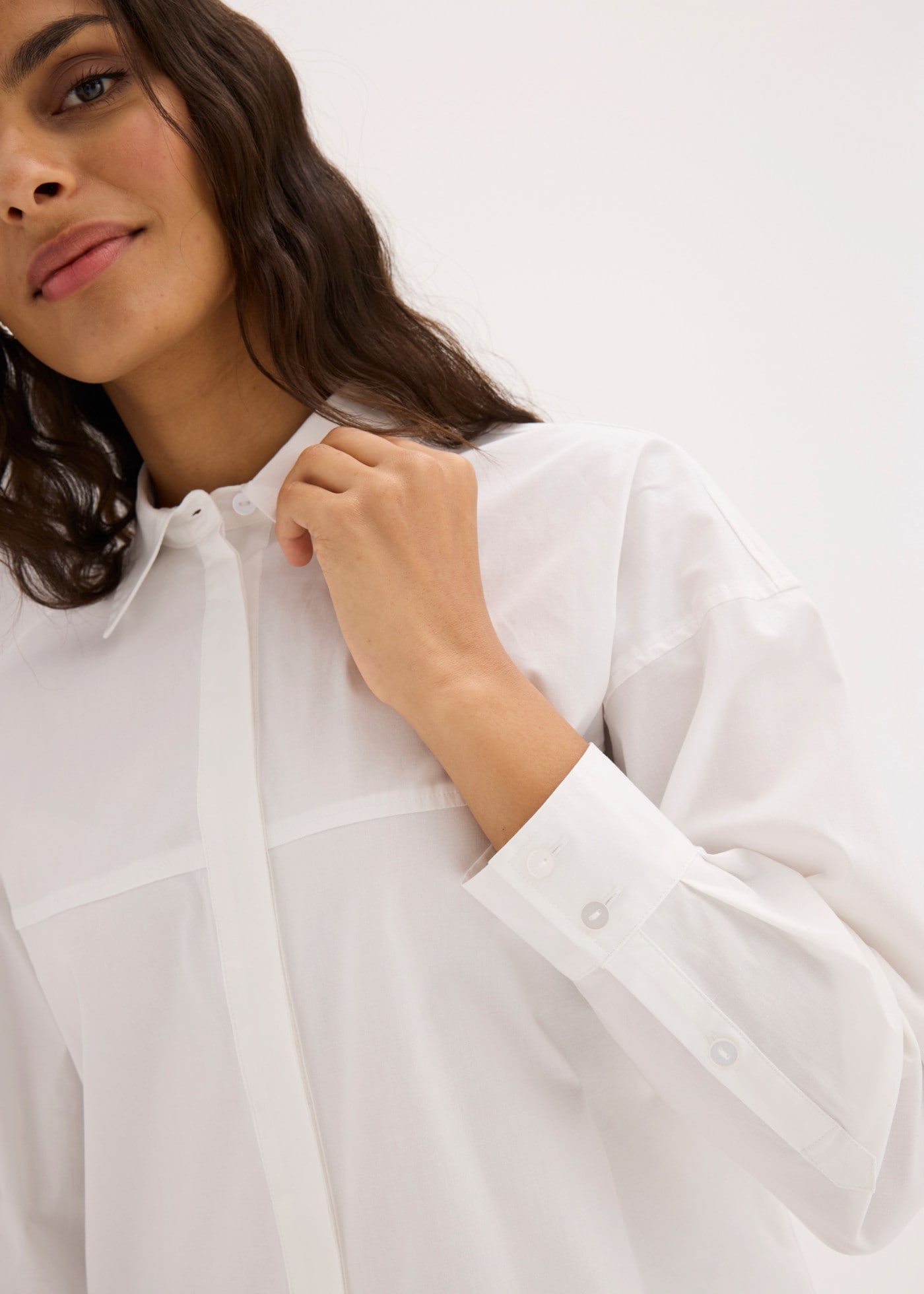 bonprix Blouse à manches longues blouse ample, longueur hanche, coupe décontractée, manches longues