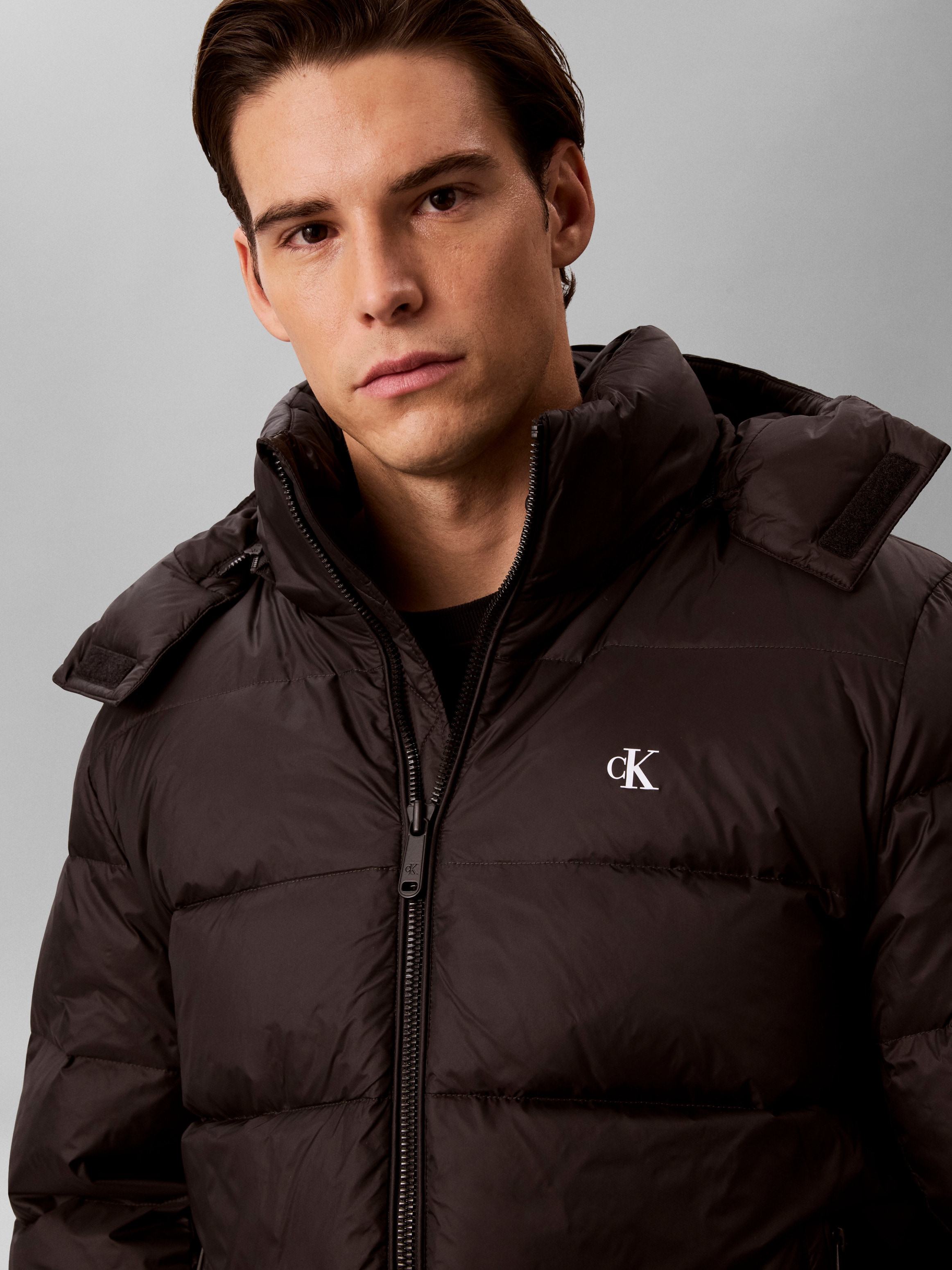 Calvin Klein Jeans Steppjacke mit Kapuze Regular Fit, warm wattiert, Logo-Stickerei