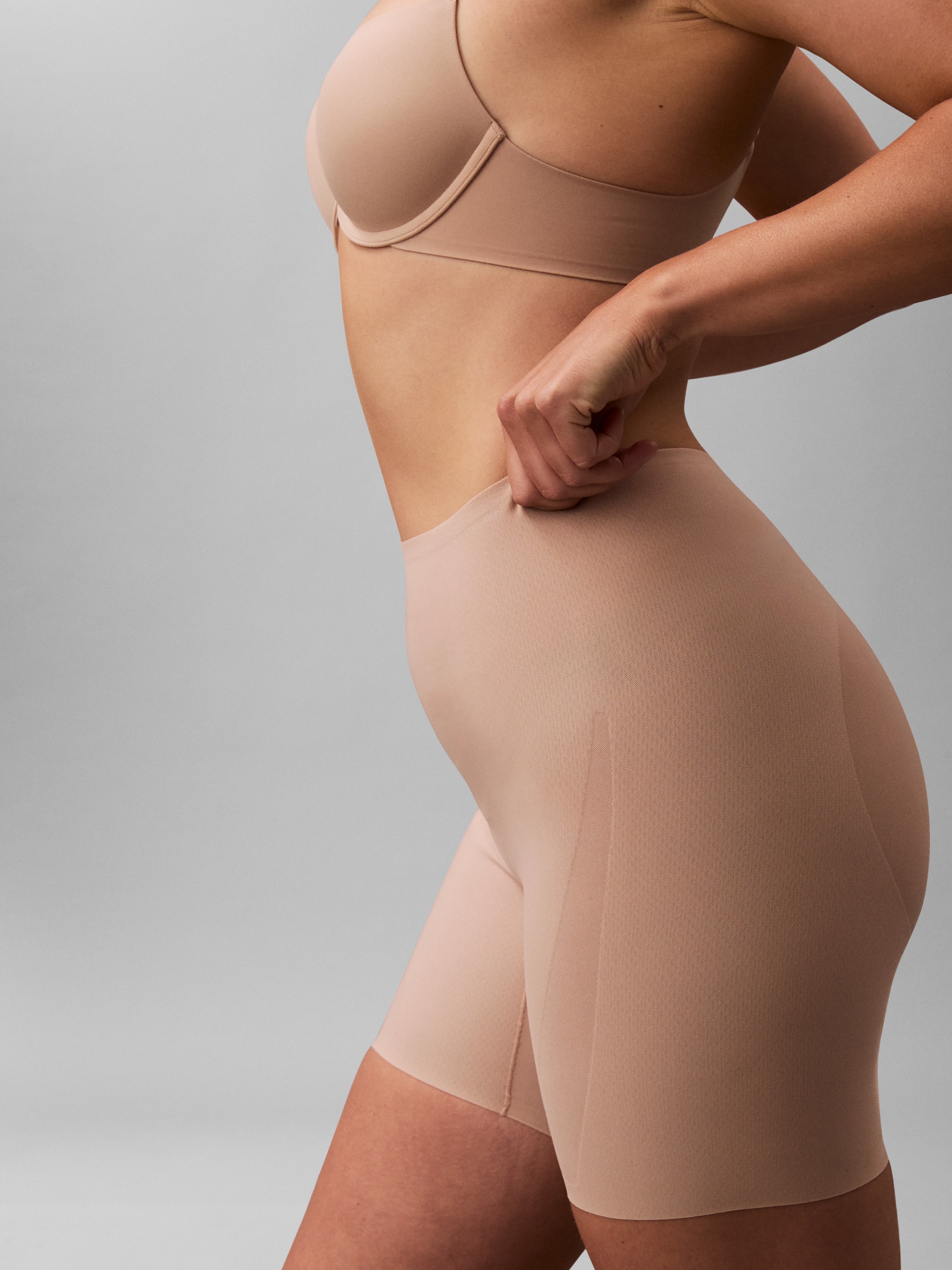 Calvin Klein Underwear Formpants »SCULPT FIRM THIGH SLIMMER SHORT« mit Mesh-Einsätzen, shapewear