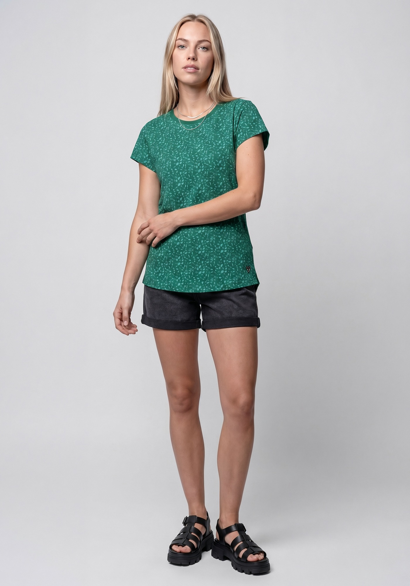 Alife & Kickin Shirt à col rond »FelinaAK B« t-shirt basique à la mode avec encolure ronde, ourlet arrondi et motif intégral