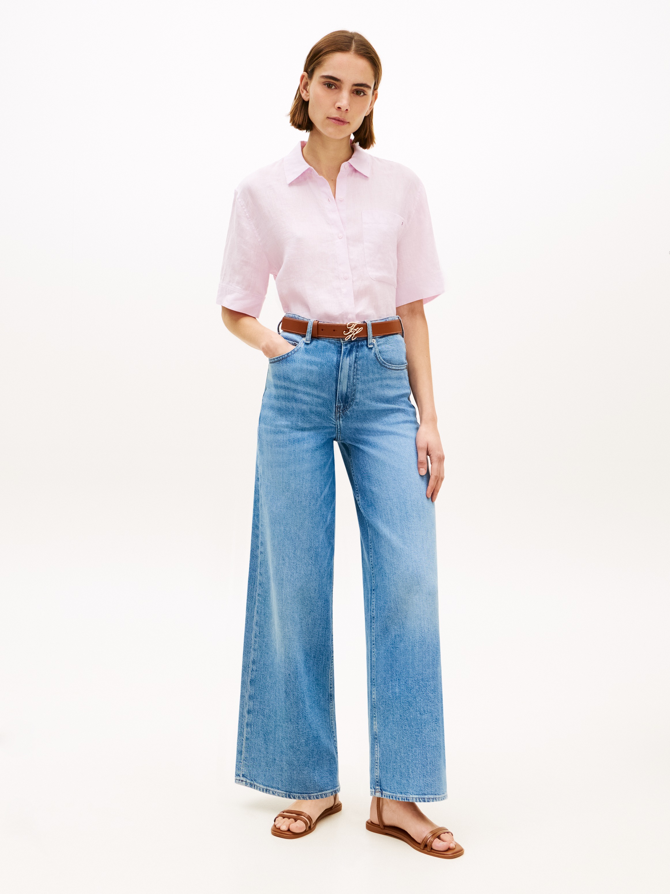 Tommy Hilfiger Blouse à manches courtes »ESS LINEN SHORT SLEEVE SHIRT« avec poche poitrine plaquée et broderie drapeau, lin pur