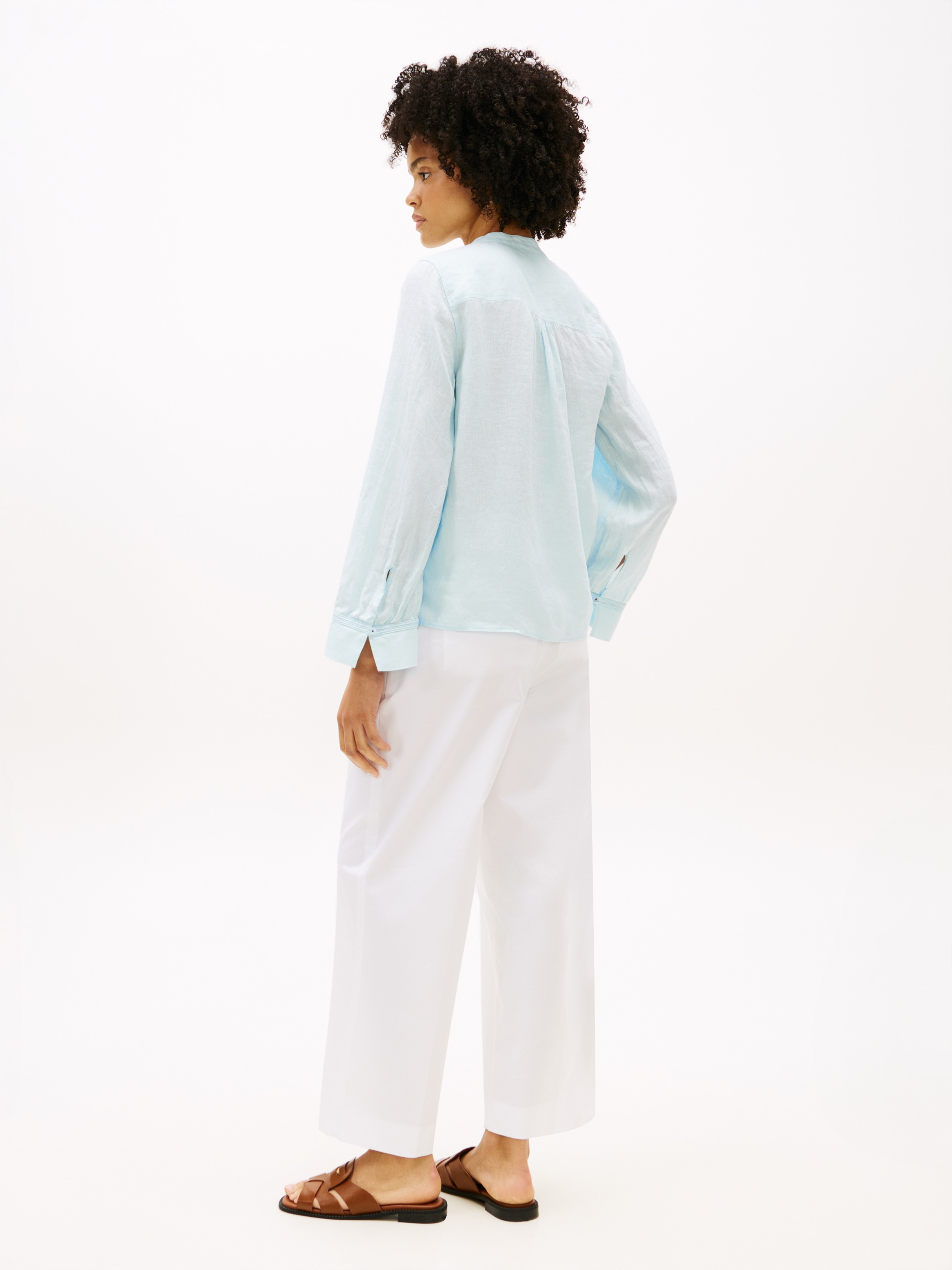 Tommy Hilfiger Blouse à manches longues »ESSENTIAL LINEN V-NECK LONGSLEEVE BLOUSE« avec épaules froncées, coupe décontractée