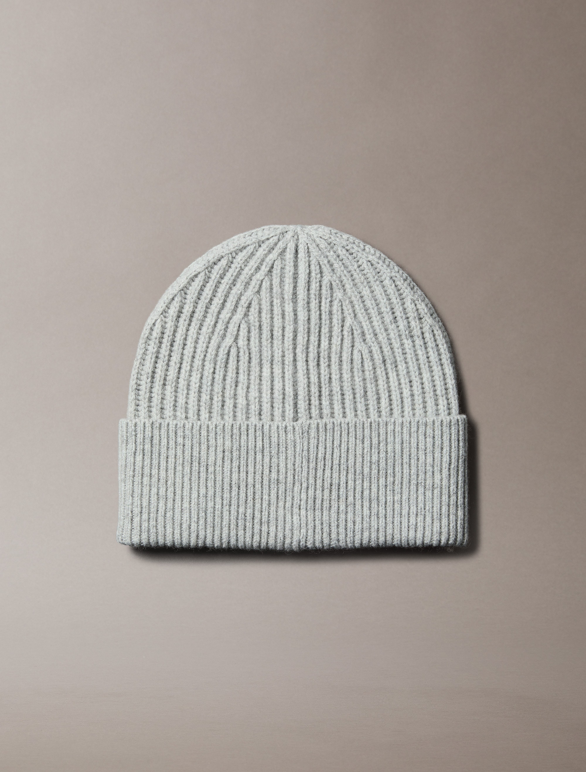 Calvin Klein Bonnet tricoté »CK METAL WOOL BEANIE« aus weicher Wollmischung
