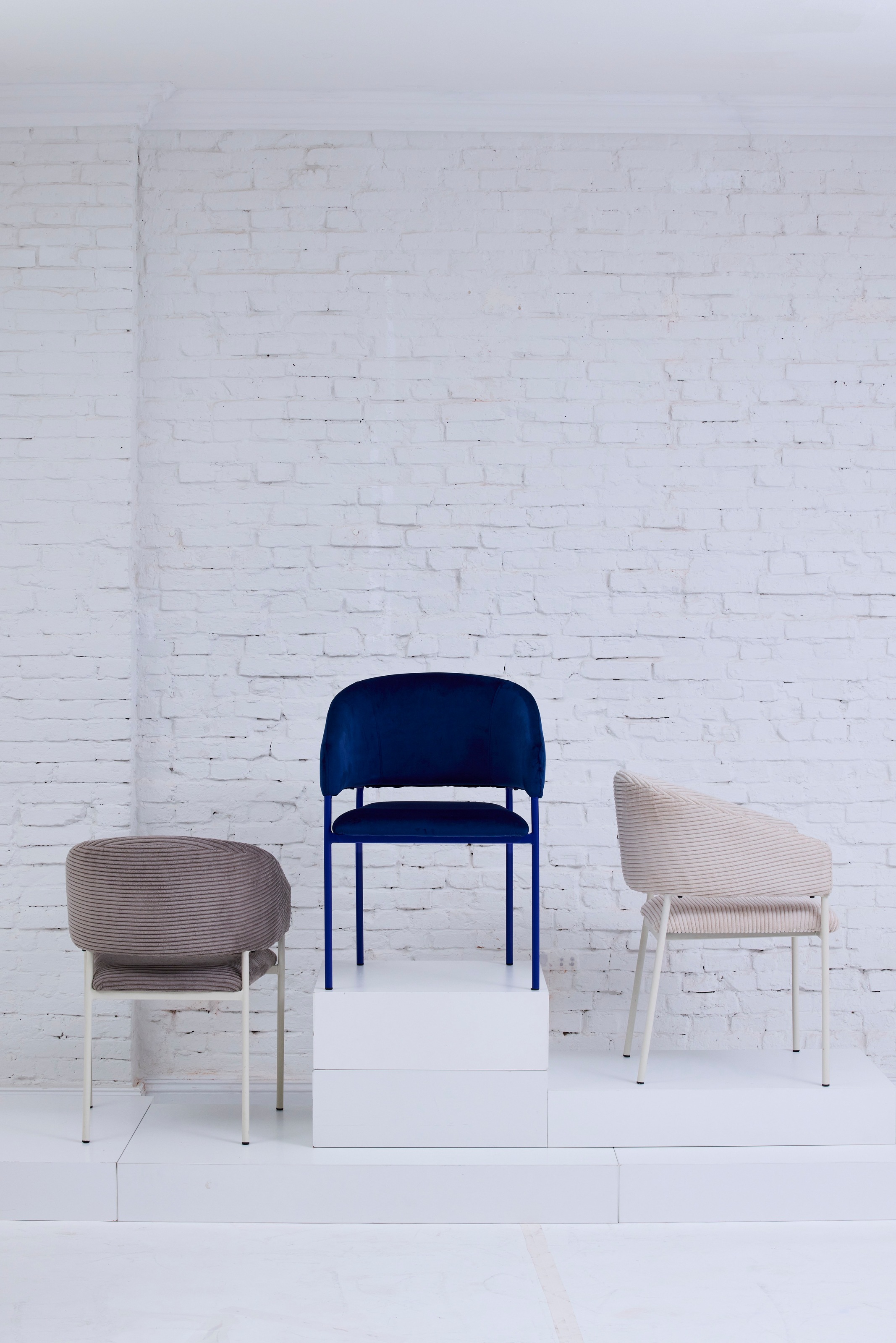 TOM TAILOR HOME Armlehnstuhl »EMBRACE ARMCHAIR« (Set) 2 Stk.Esszimmerstuhl, mit Armlehnen, 4-Fussgestell, Rückenausschnitt