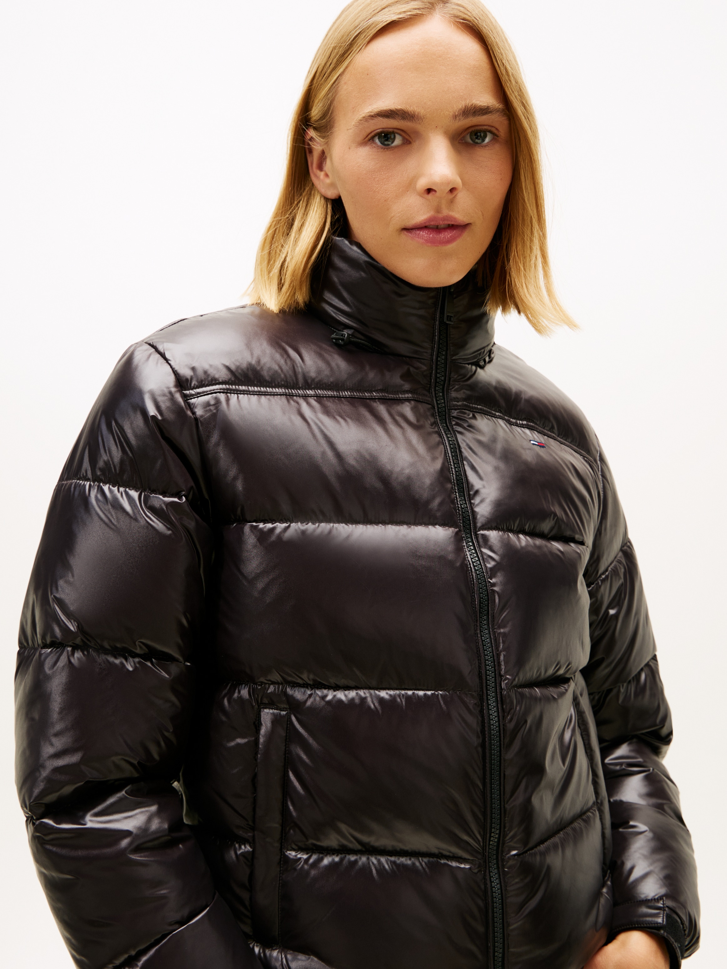 Tommy Jeans Veste matelassée »TJW PCKBL HD ESS PFFR SHINY EXT« ohne Kapuze