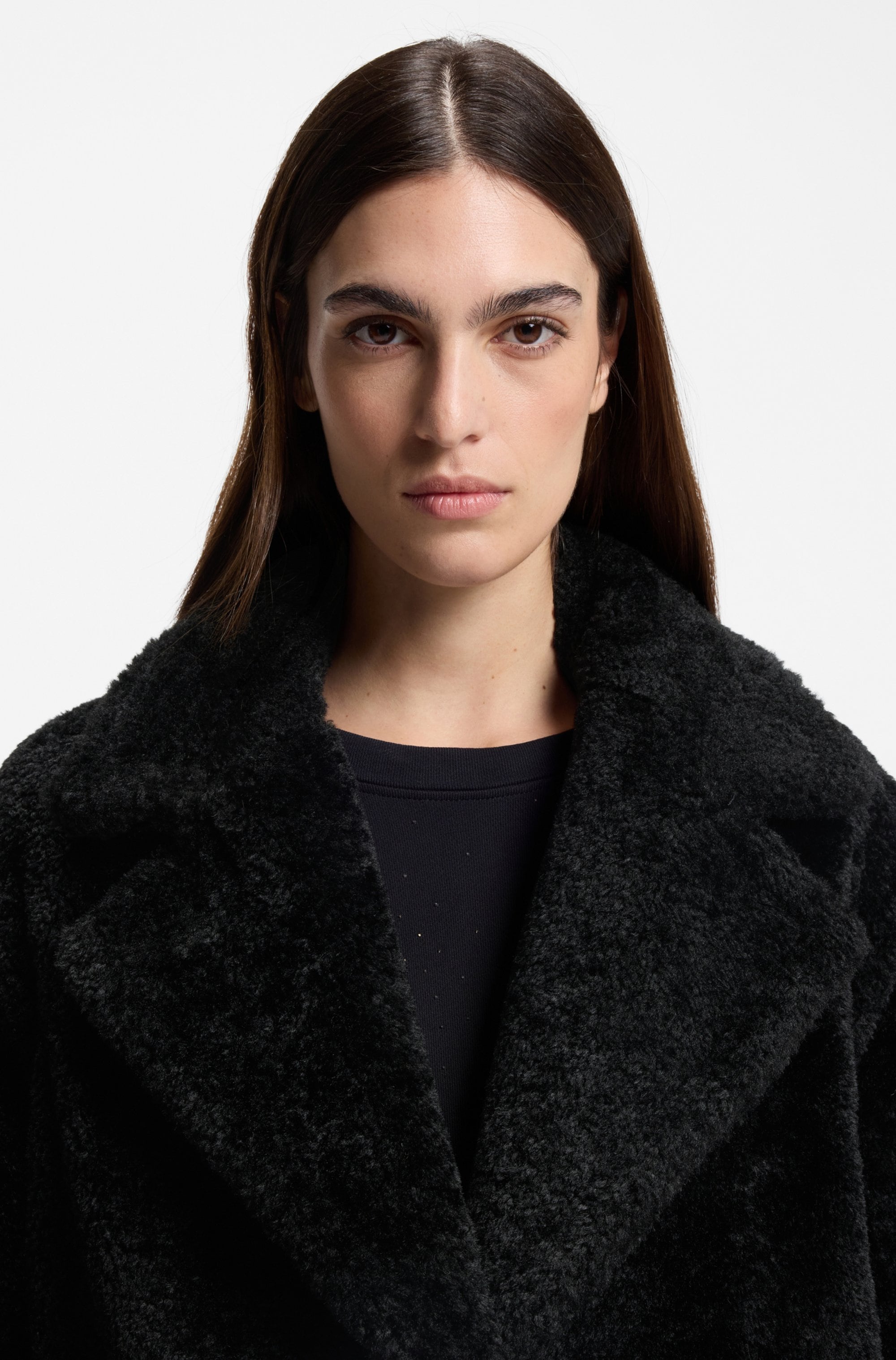 BOSS ORANGE Kurzmantel »Catedy Premium Damenmode« aus softem Teddy, Relaxed Fit