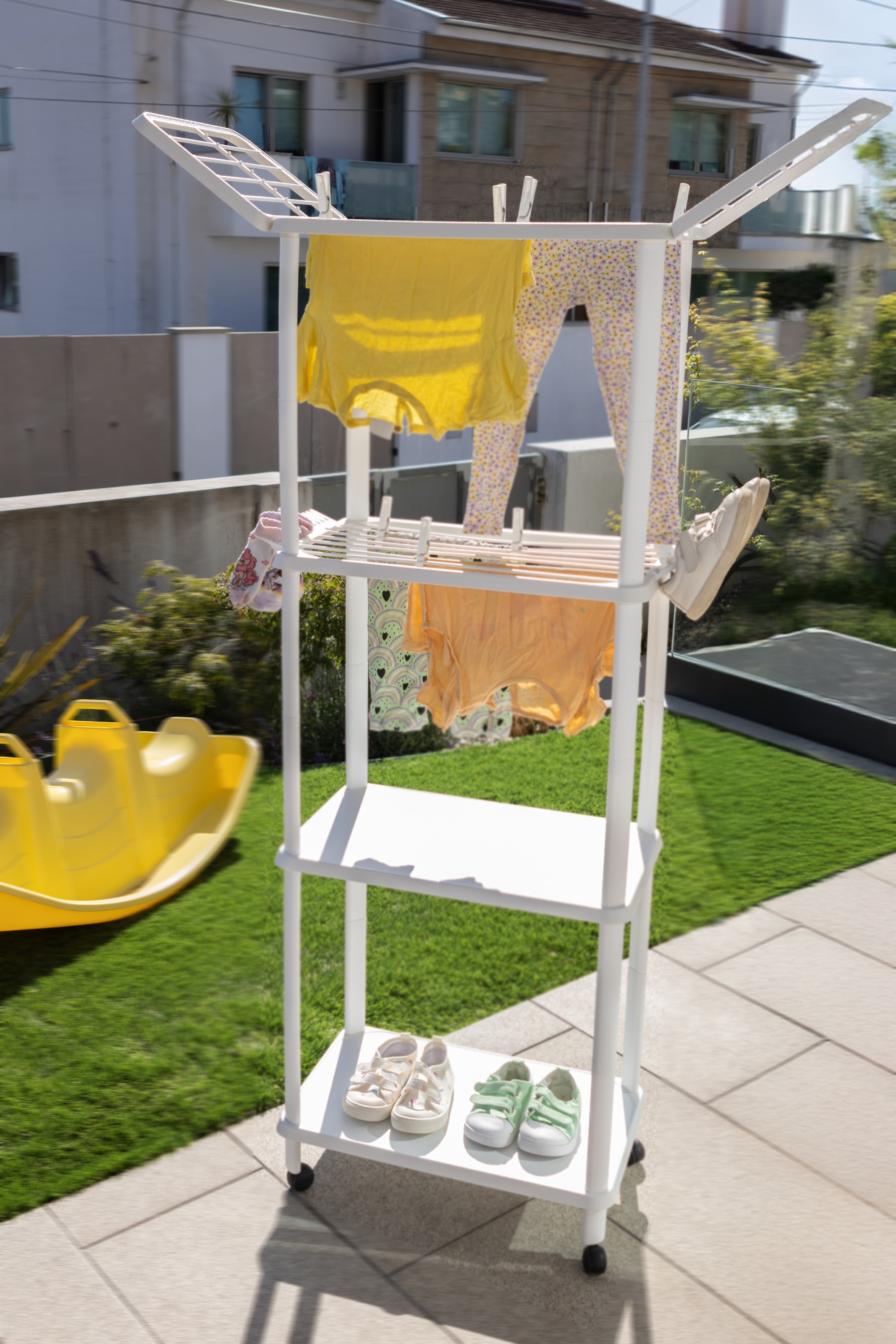 Bischof Badregal »Bucato« Regal und Wäscheständer in Eins: stabil, mobil und agil