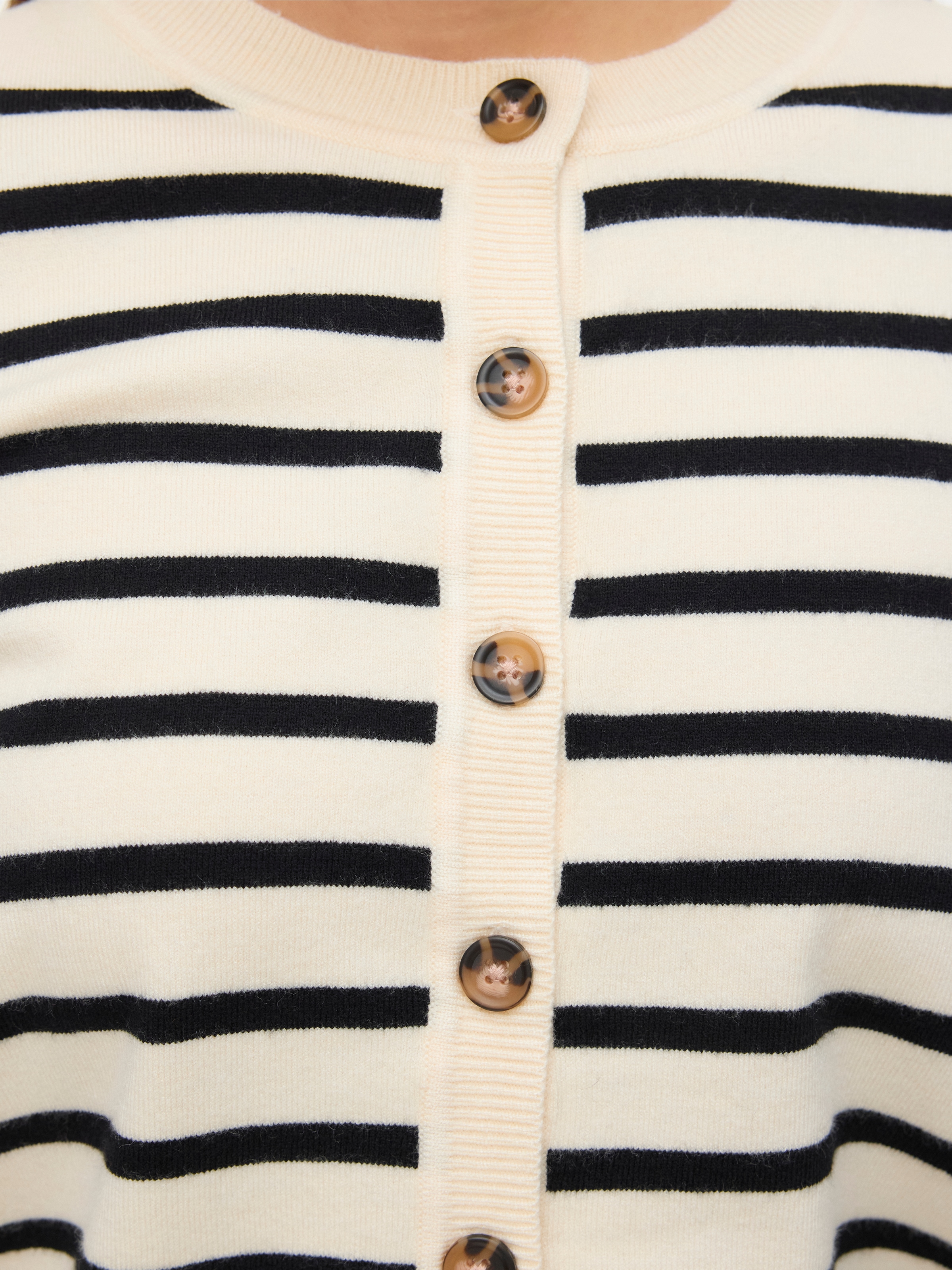 Vero Moda Strickjacke »VMSABA PLAIN LS O-NECK CARDIGAN NOOS«