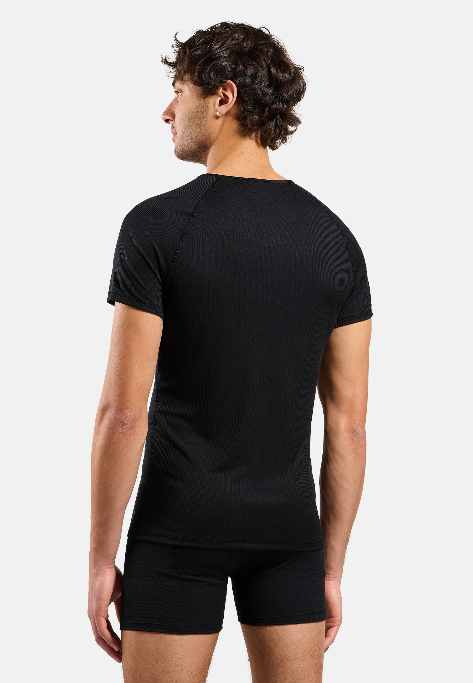 Odlo T-shirt fonctionnel »BL TOP crew neck s/s-ACTIVE LIGHT« avec encolure ronde, design à manches courtes, respirant