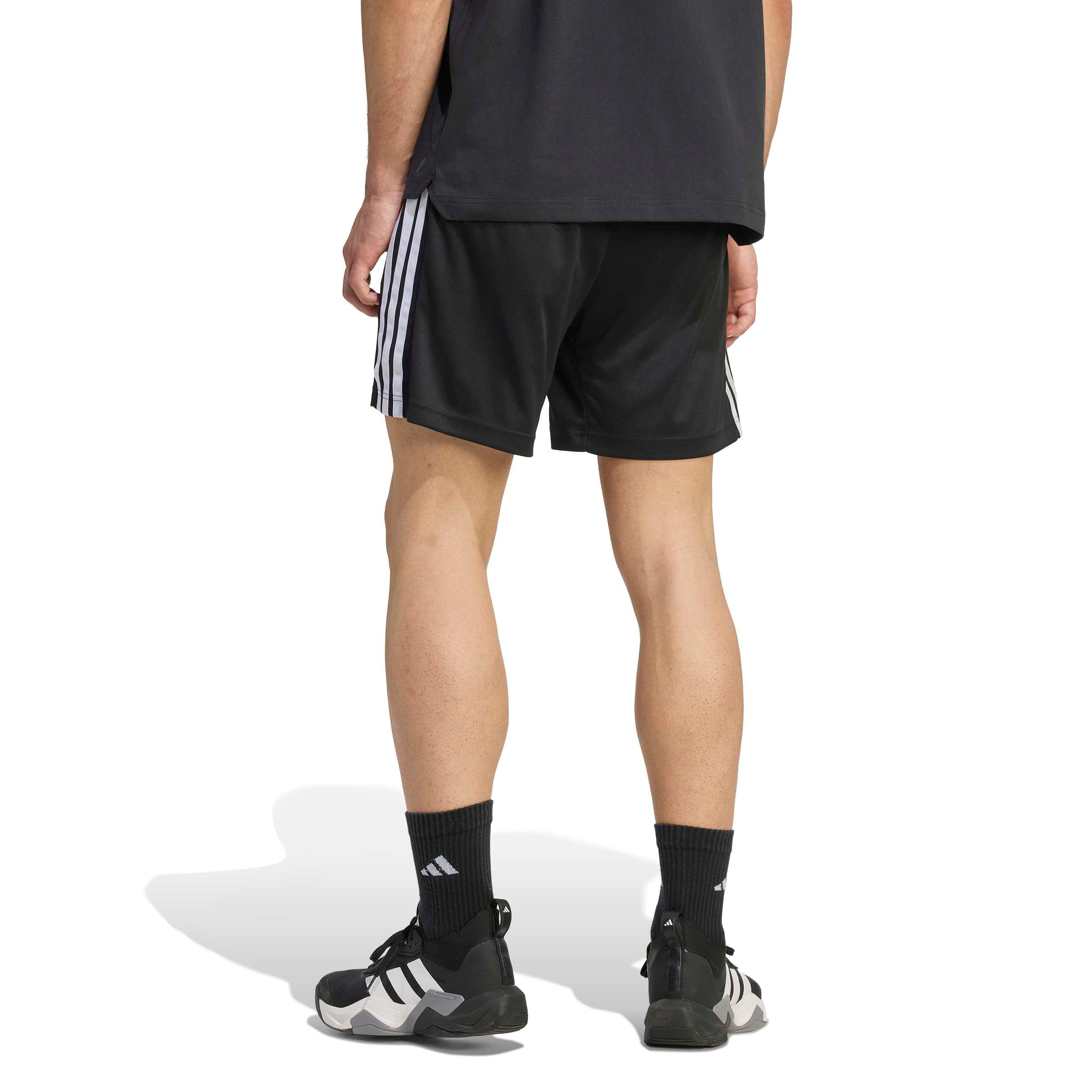 adidas Performance Shorts »WORKOUT ESSENTIALS BASE 3-STRIPES PIQUÉ 7 IN«
