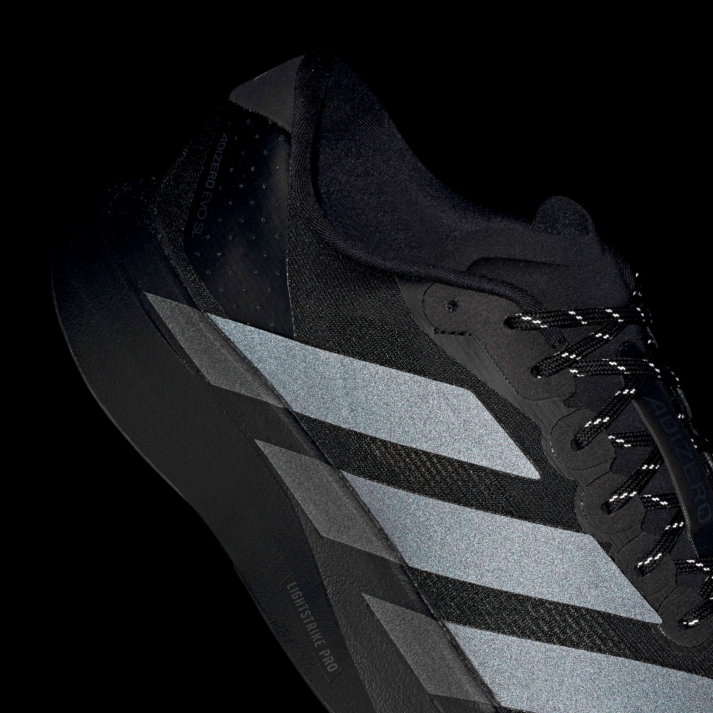 adidas Performance Chaussure de course »ADIZERO EVO SL«  inspiré du design de l'Adios Pro Evo