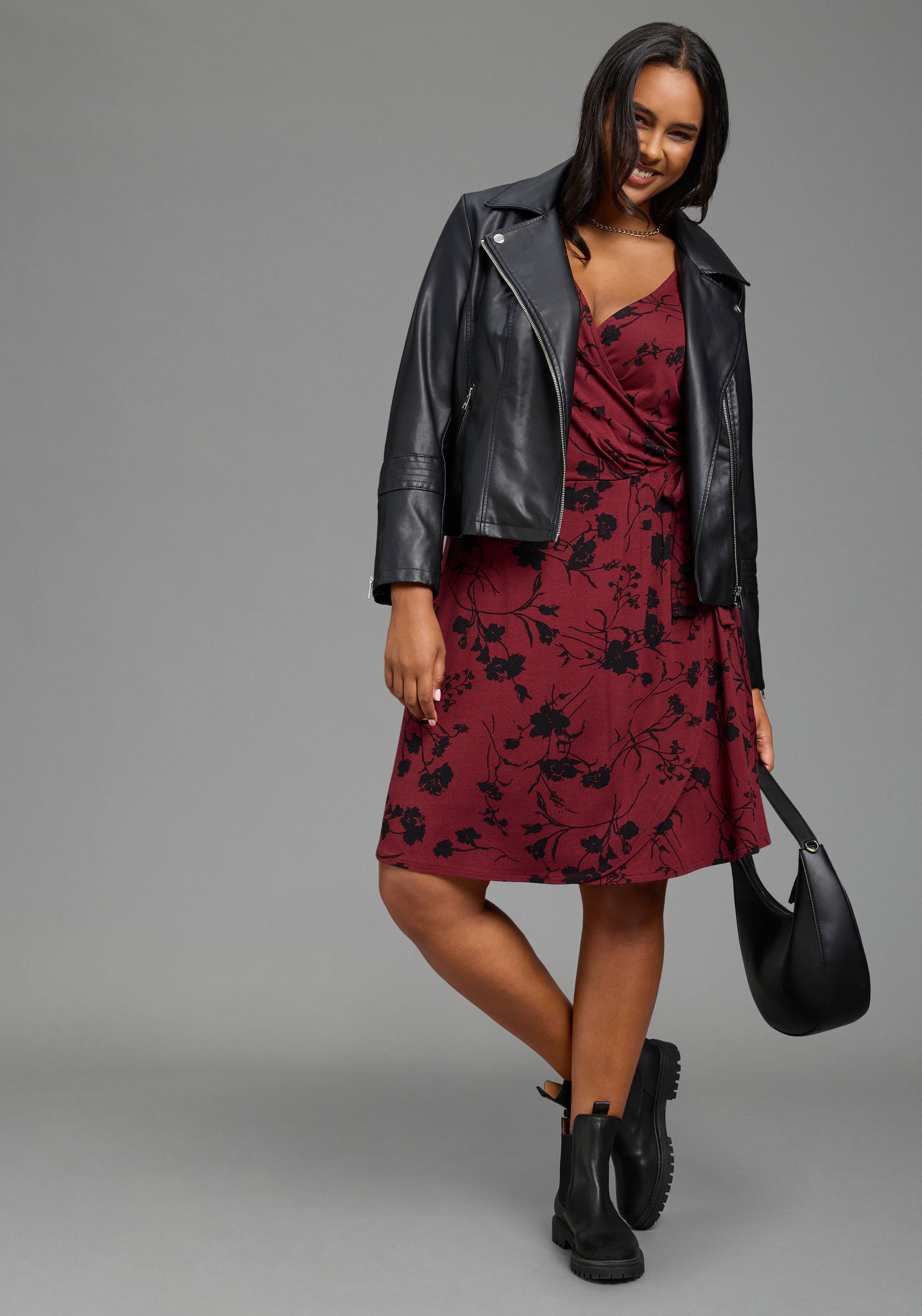 Laura Scott CURVE Robe portefeuille »Grosse Grössen« en grandes tailles, en mélange viscose élastique, coupe cintrée