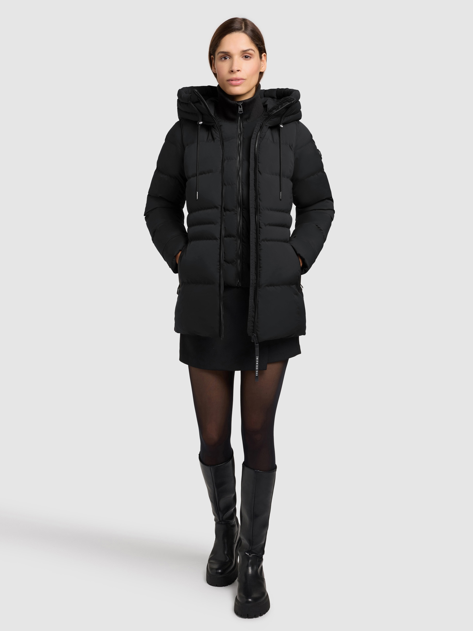 khujo Steppjacke »MATLA« mit Kapuze Reissverschlusstaschen mit Fleecefutter, eine Ärmeltasche