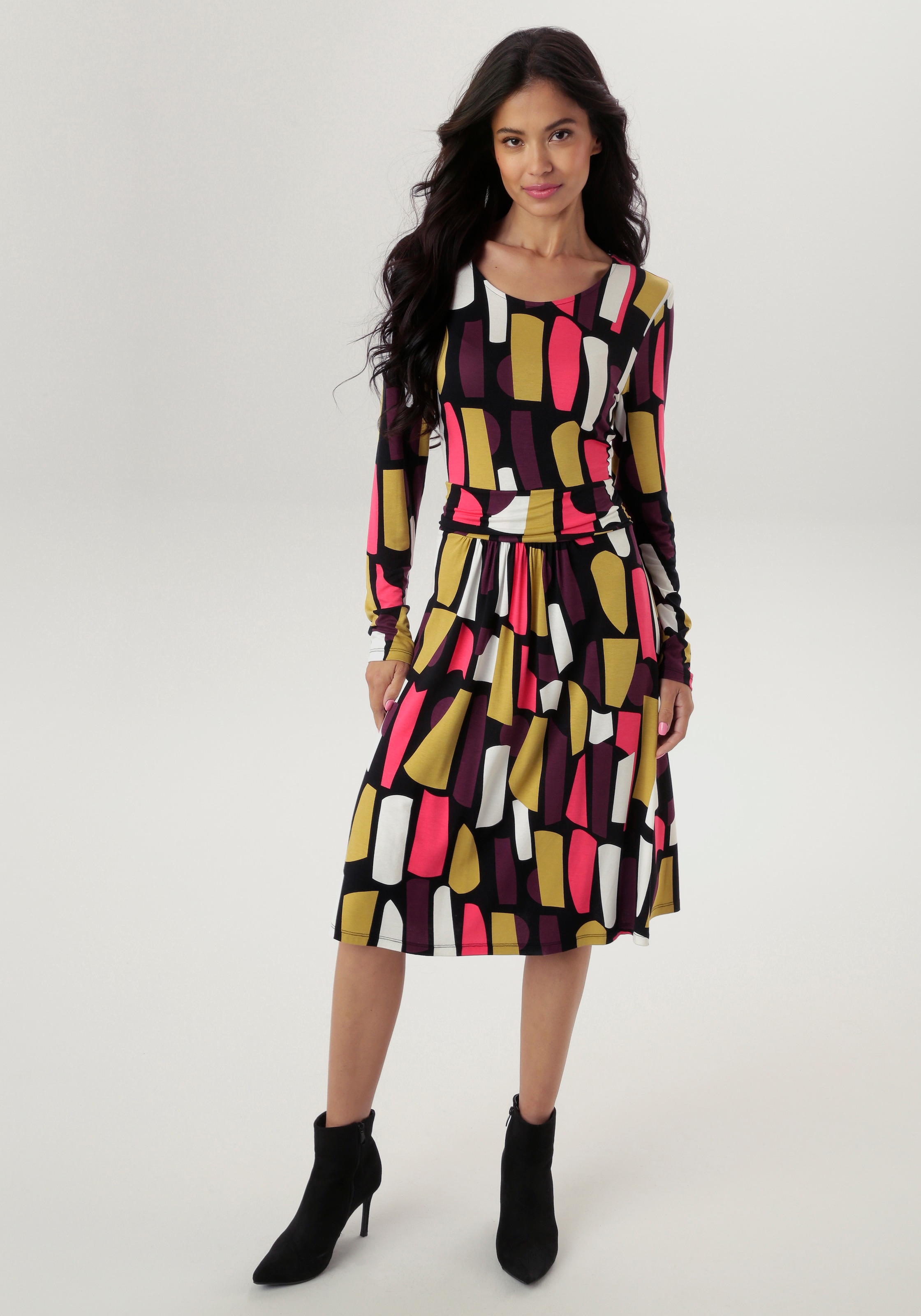 Aniston SELECTED Jerseykleid mit modernen, grafischen Allover-Print - NEUE KOLLEKTION