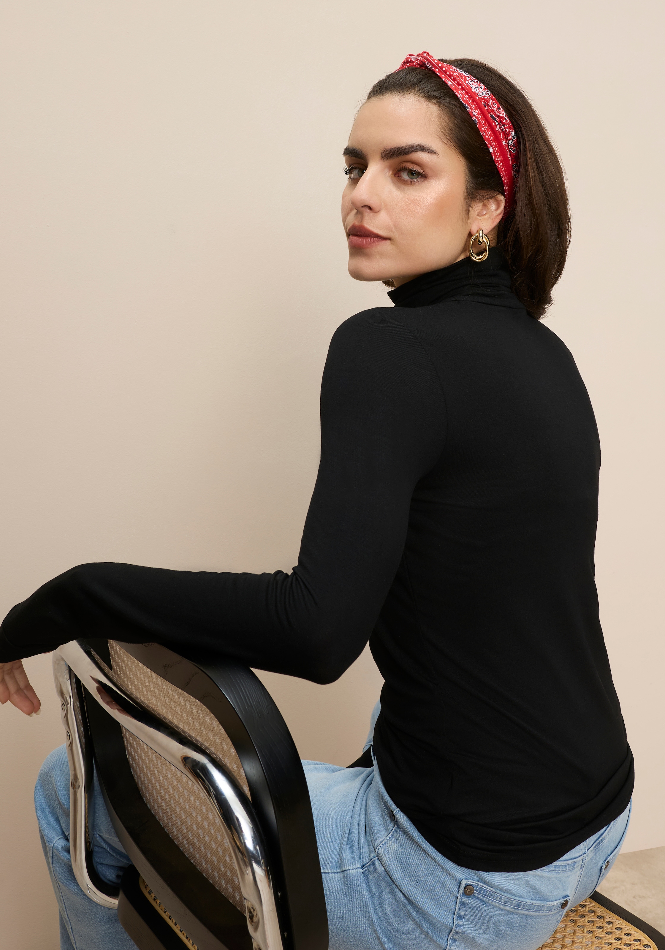 Tamaris T-shirt à col roulé Langarm,  Basic, aus elastischem Material