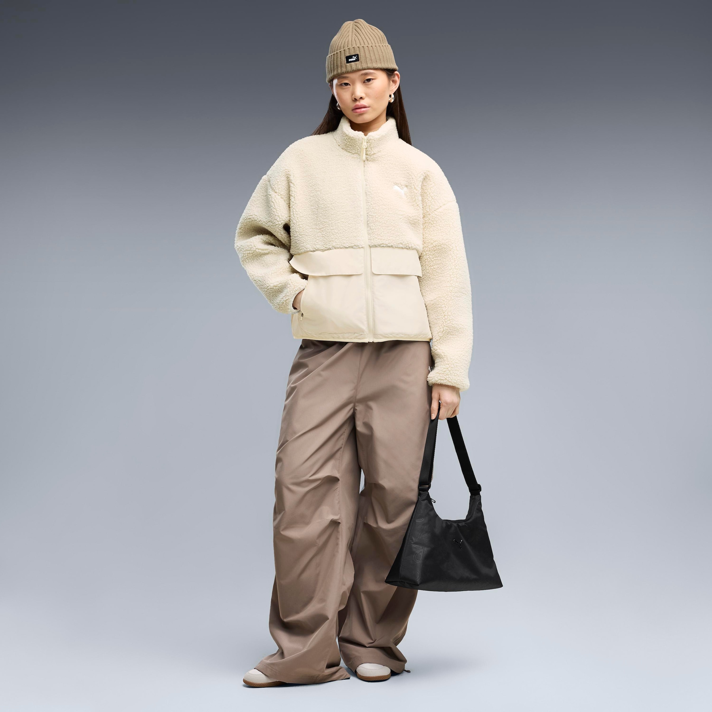 PUMA Veste réversible »REFIBRE SHERPA JACKET W« sans capuche style sportif, avec fermeture éclair, avec poche cargo, en tissu côtelé