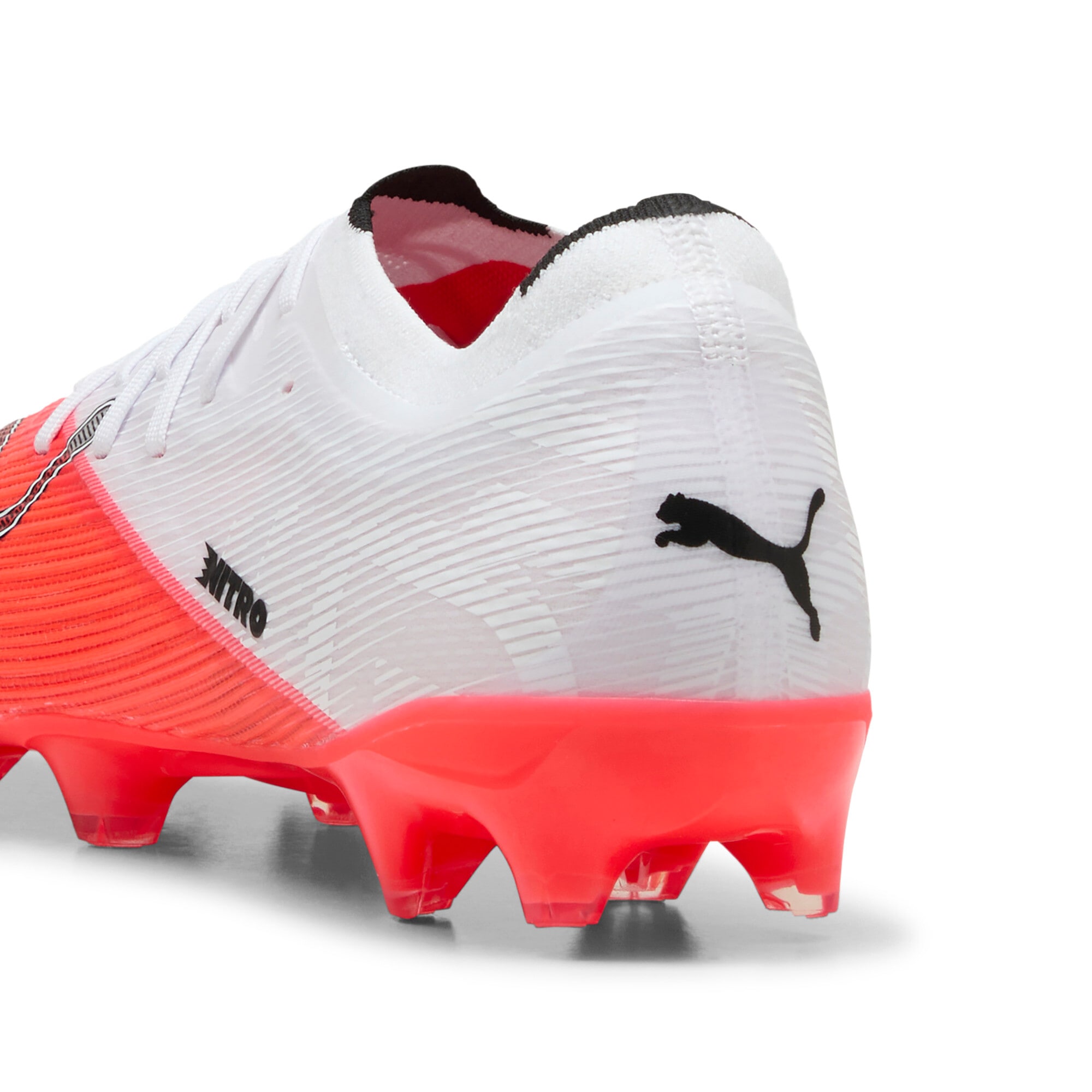 PUMA Chaussure de football »ULTRA NITRO 7 MATCH FGAG«  Pour pelouses et terrains synthétiques