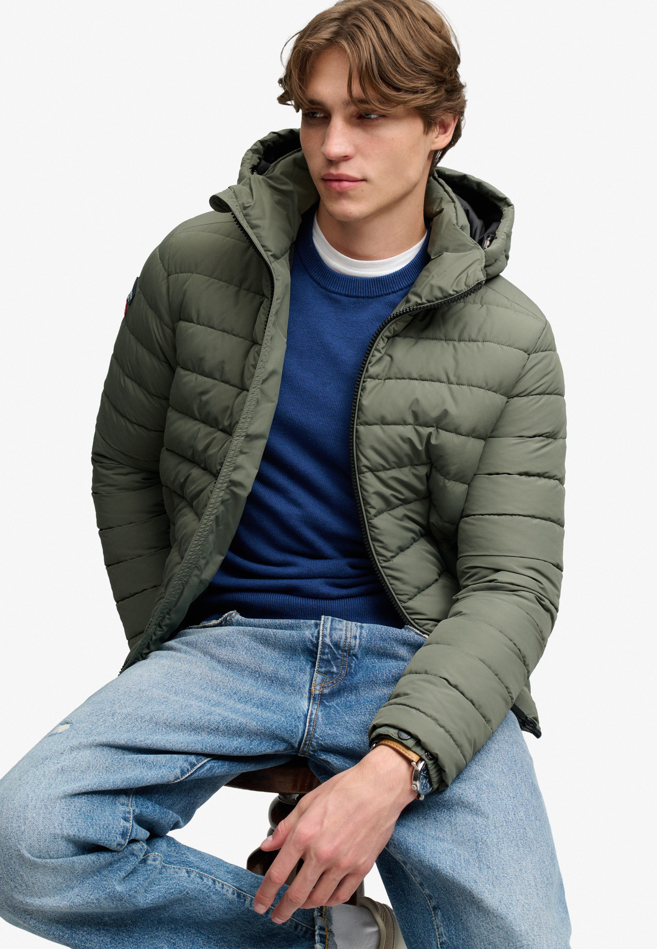 Superdry Veste matelassée »HOOD FUJI MIDWEIGHT PADDED JKT« avec capuche Kunstfaser, slim fit