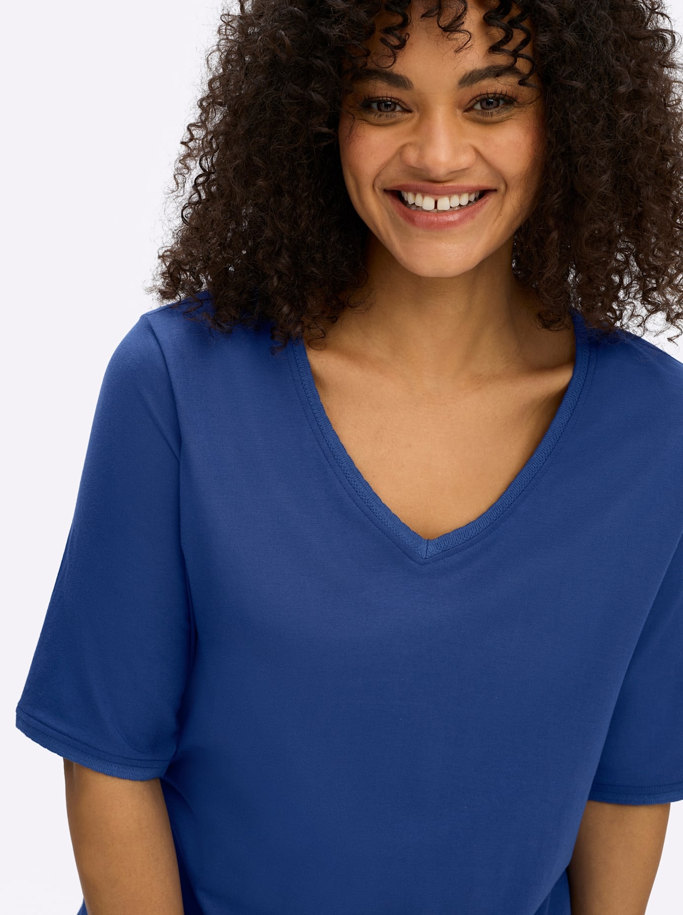 Sheego T-shirt en V »Shirt« 1