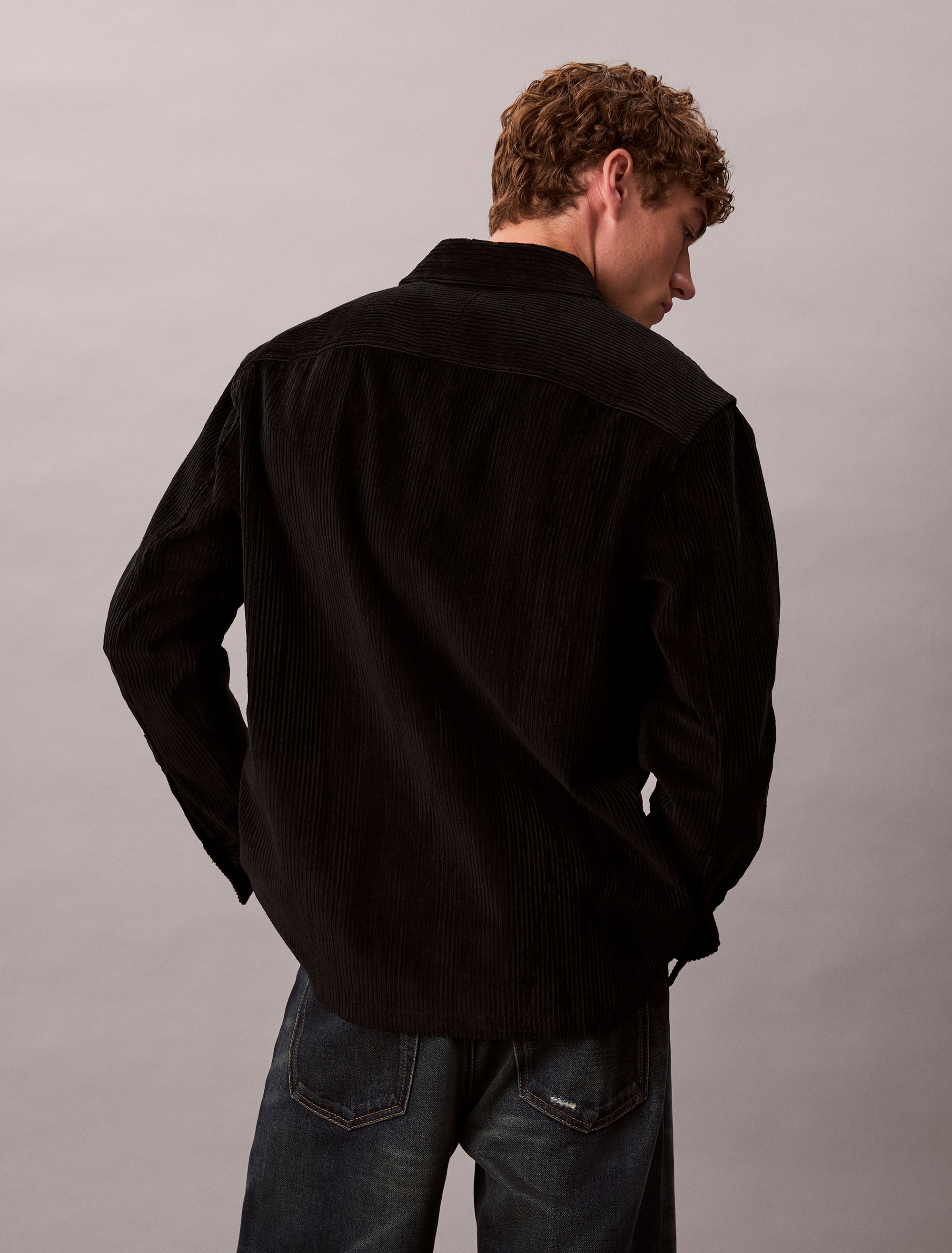 Calvin Klein Jeans Langarmhemd , relaxed fit, normaler Hemdkragen, mit Brusttaschen
