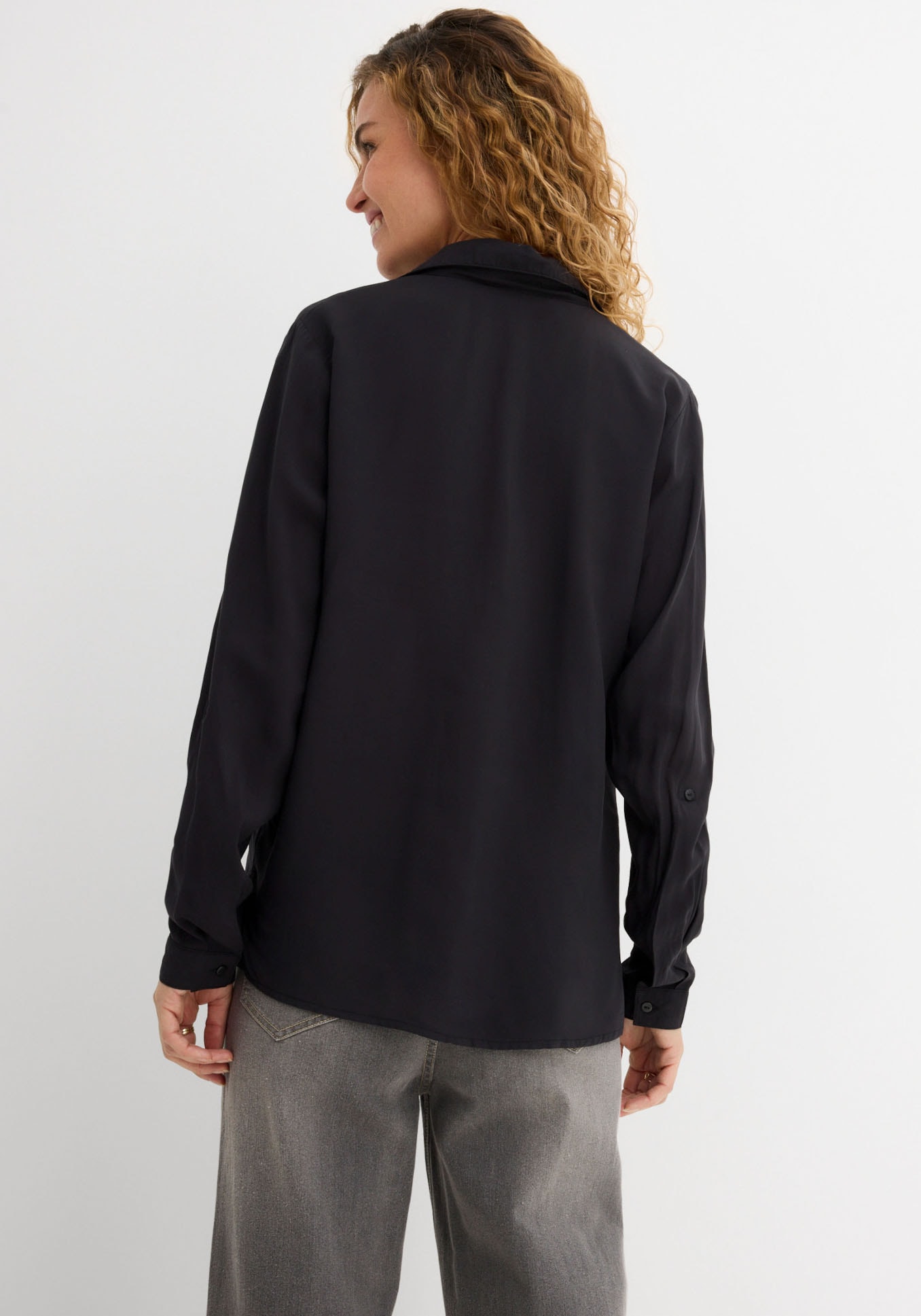 bonprix Blouse à manches longues figurumspielende Passform, für Casualmode, aus Viskose