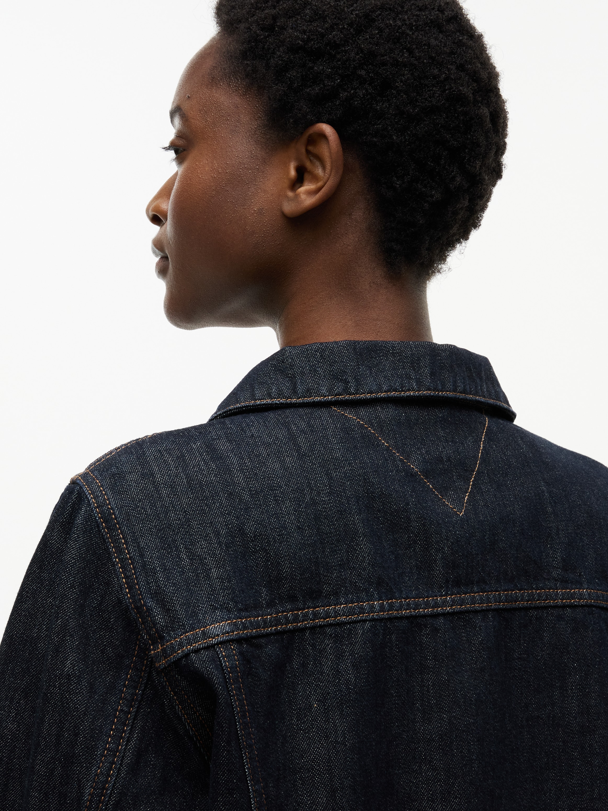 Tommy Hilfiger Veste en jean »LADY JACKET RINSE« ohne Kapuze mit praktischen Taschen, aus Baumwolle