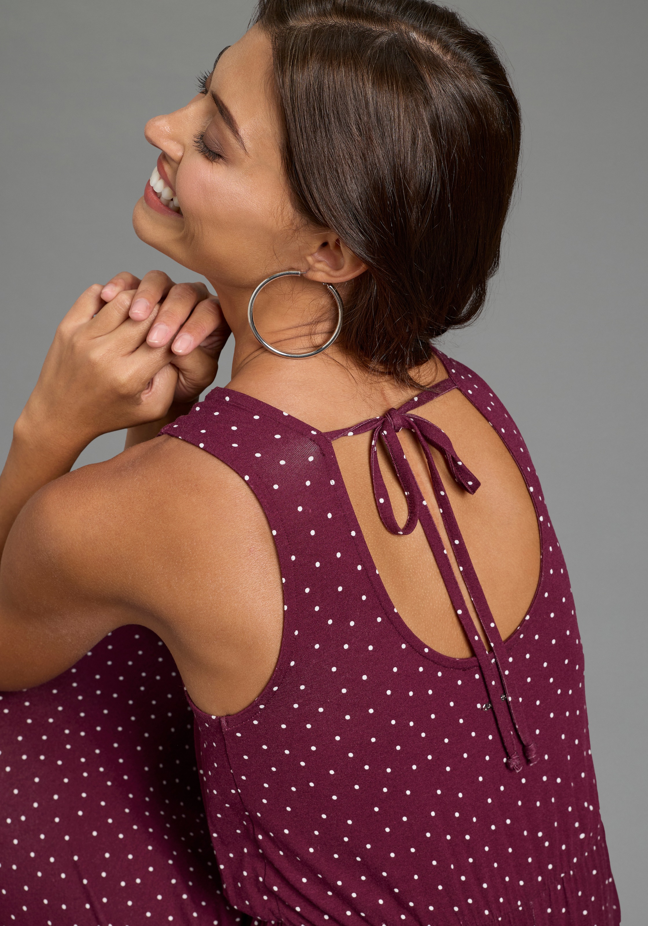 Laura Scott Sommerkleid bodennah geschnitten, für warme Tage, aus Single Jersey, geblümt