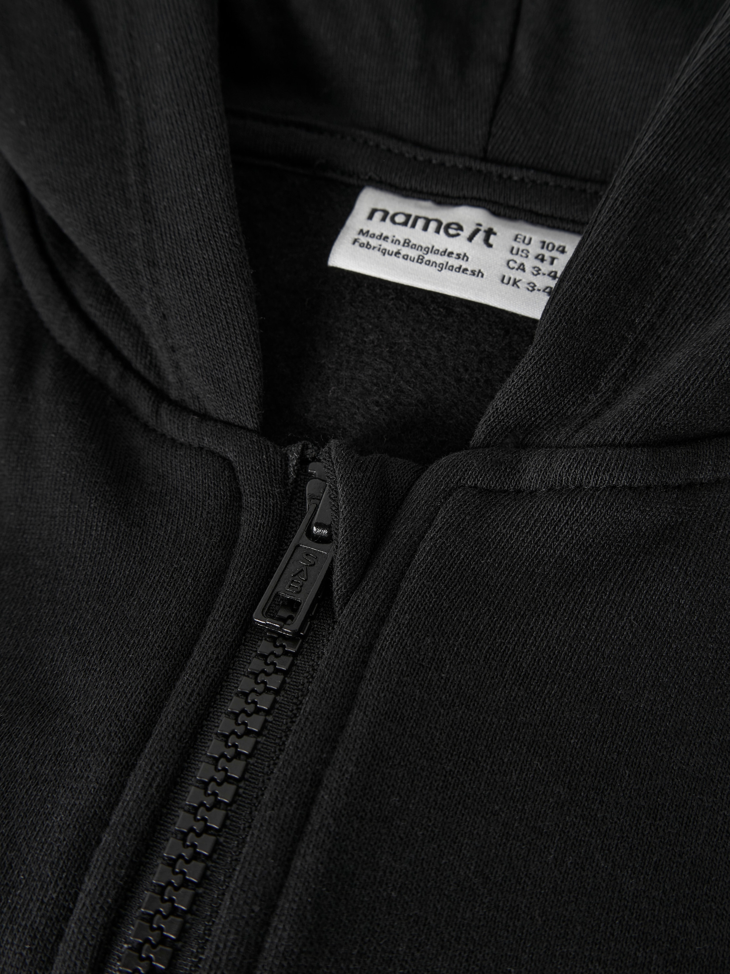 Name It Sweat à capuche »NKMNESWEAT – Sweatjacke mit Kängurutasche« uni, décontracté, coupe régulière, sweat, col rond