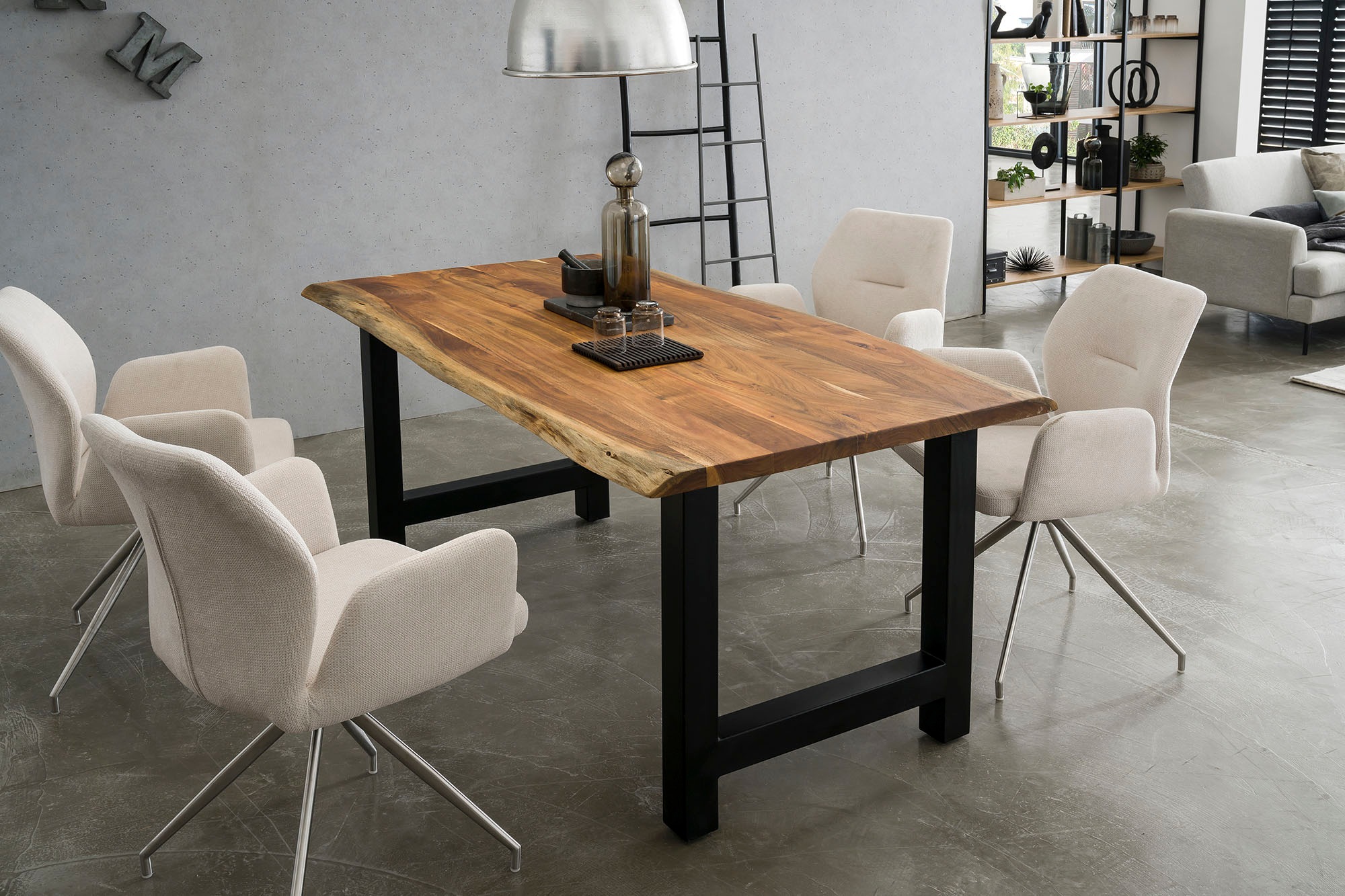 SalesFever Esstisch »Minimalistischer Tisch« Geölt und doppelt gewachstes Massivholz