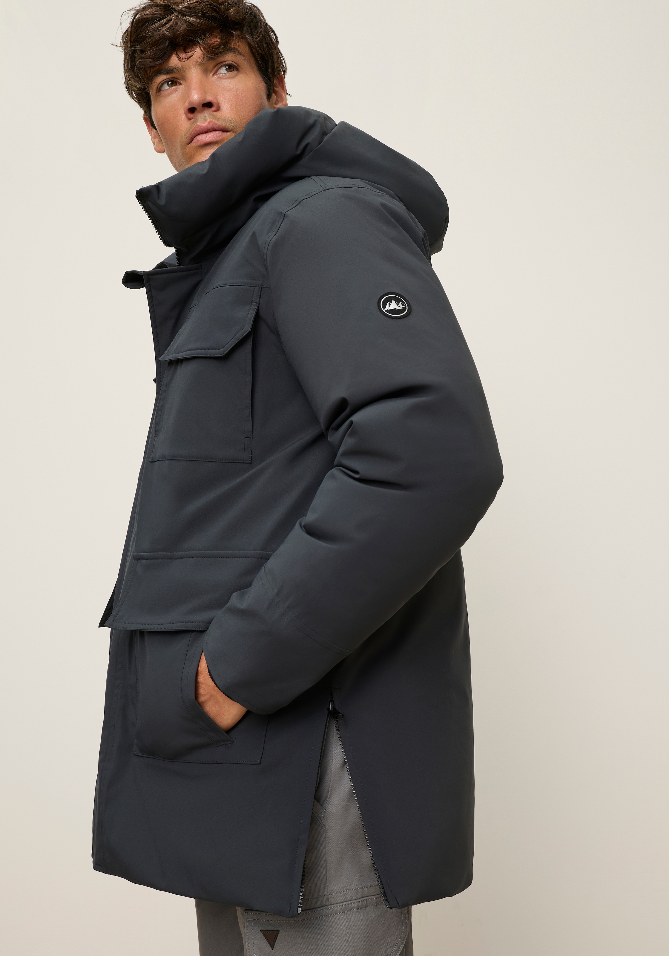 Polarino Parka fonctionnelle avec capuche Idéal pour l'hiver avec de grandes poches et une capuche