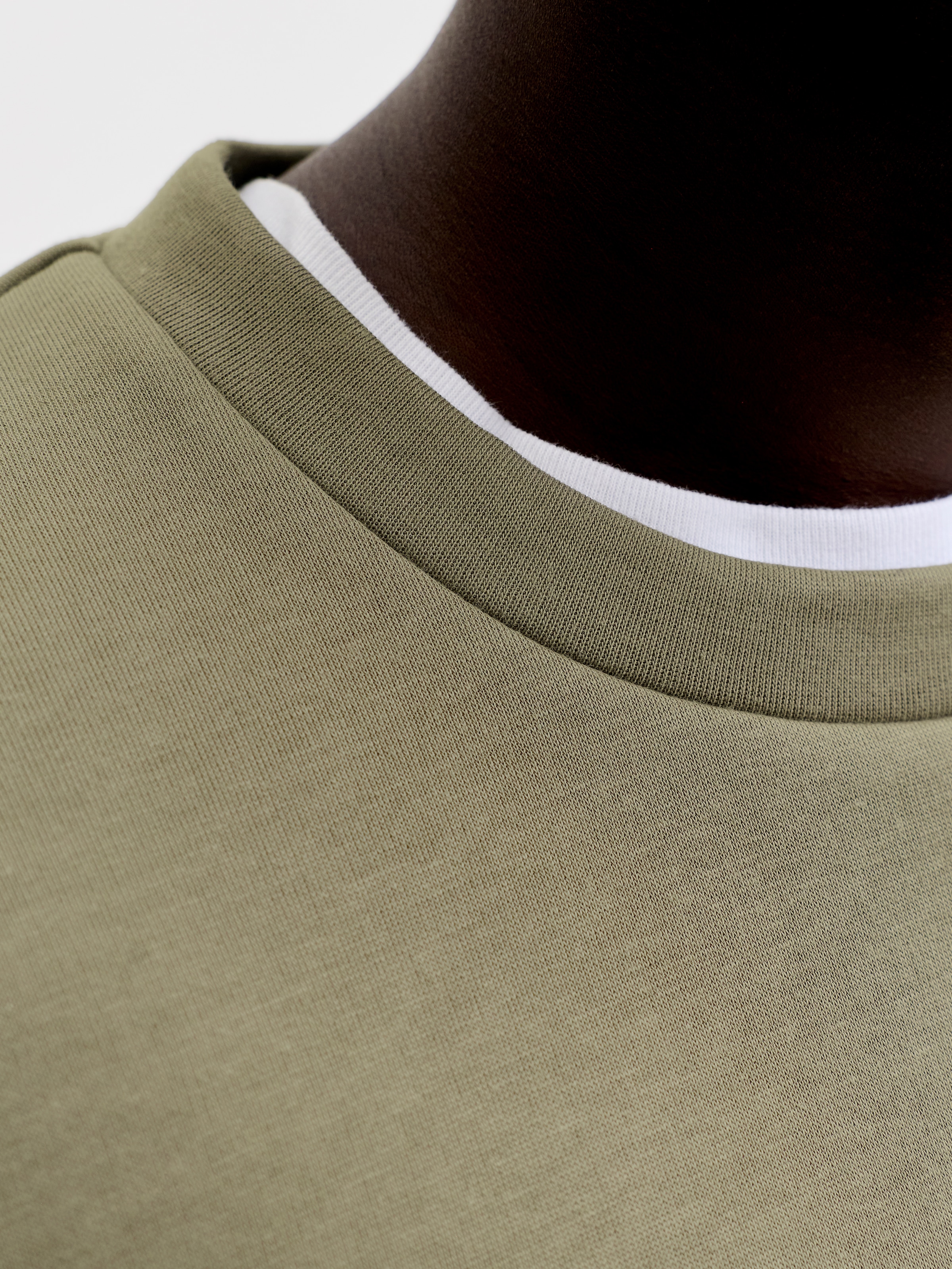 Jack & Jones Sweat-shirt »JJEBARRON SWEAT CREW NECK NOOS«, mélange de matières, coupe ample
