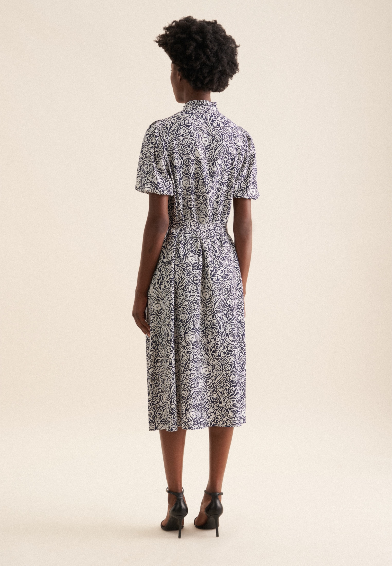 seidensticker Sommerkleid »Schwarze Rose« 1/2 Rundhals Floral