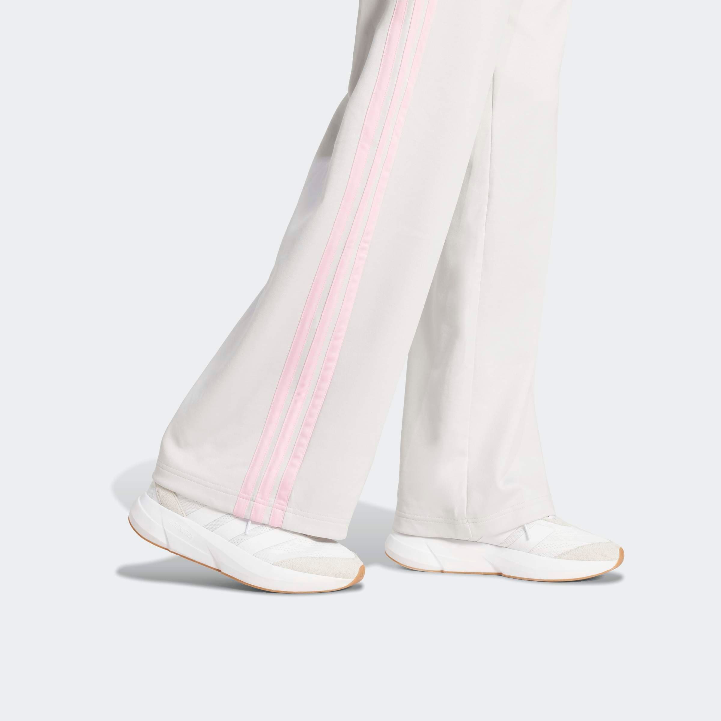 adidas Sportswear Combinaison d'entraînement »W TEAMSPORT TS« 2 cuis tlg. Jacke schmal geschnitten; Hose regulär geschnitten, hoher Bund