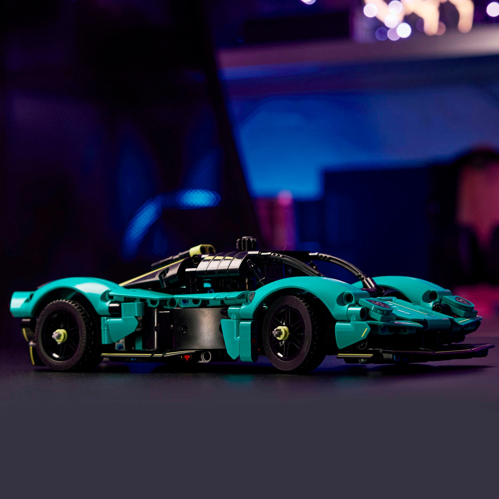 LEGO® Konstruktionsspielsteine »Aston Martin Valkyrie (42208), LEGO Technic« Made in Europe