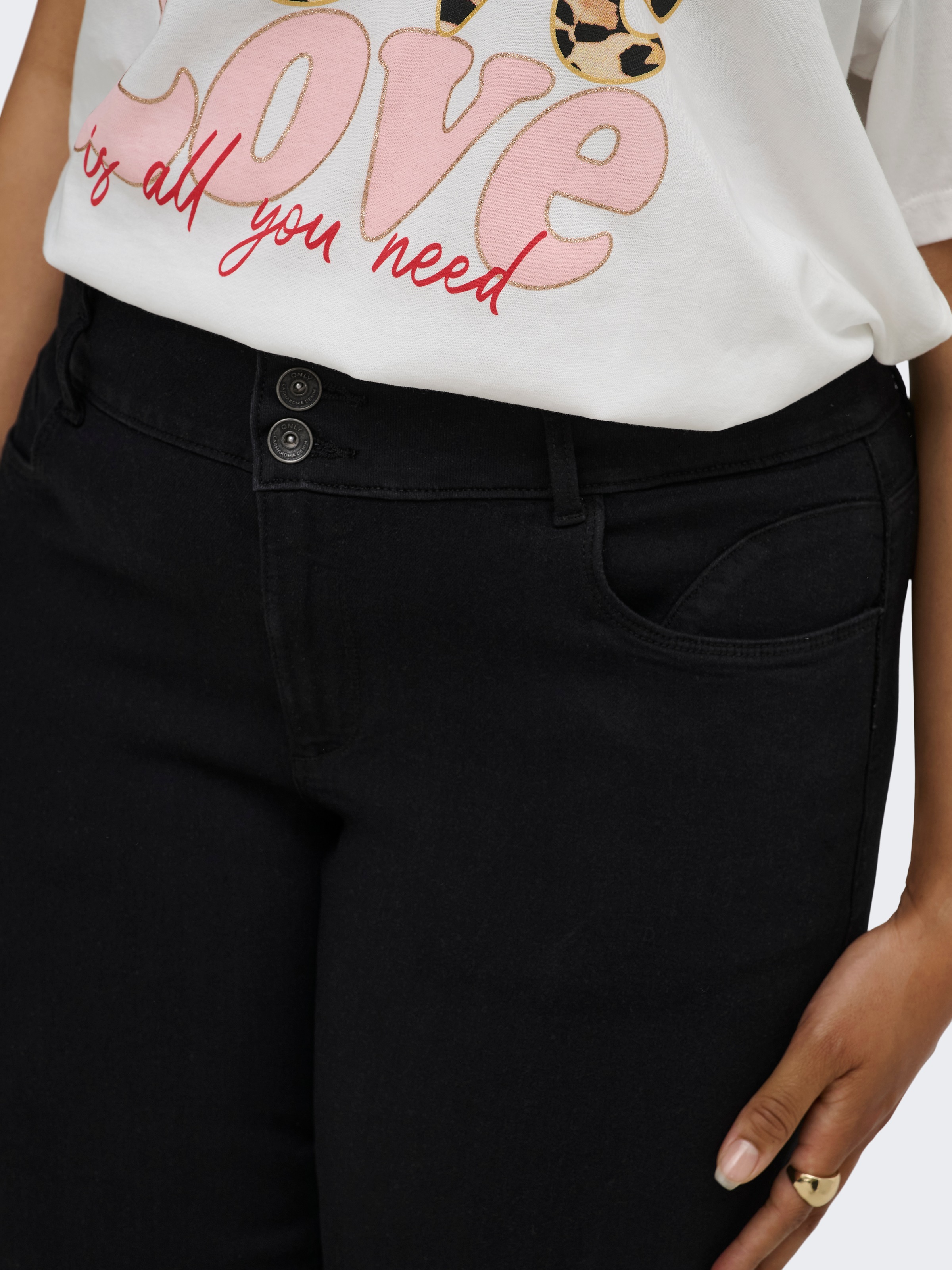 ONLY CARMAKOMA Jeans taille haute »CARANNA HW WIDE BLACK DNM NOOS« mélange de viscose, taille haute
