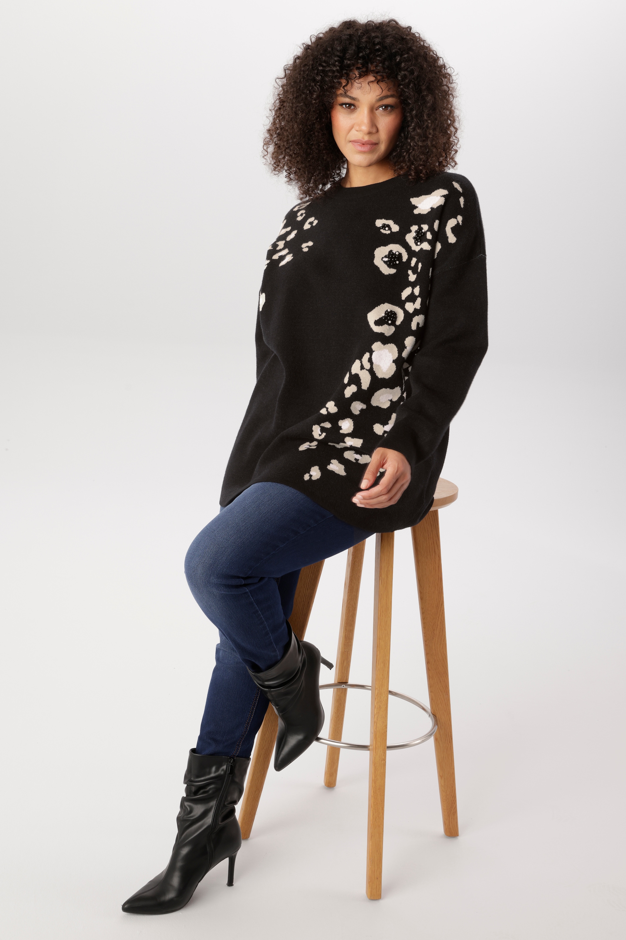 Aniston PLUS Pull en tricot avec détails animaux et perles