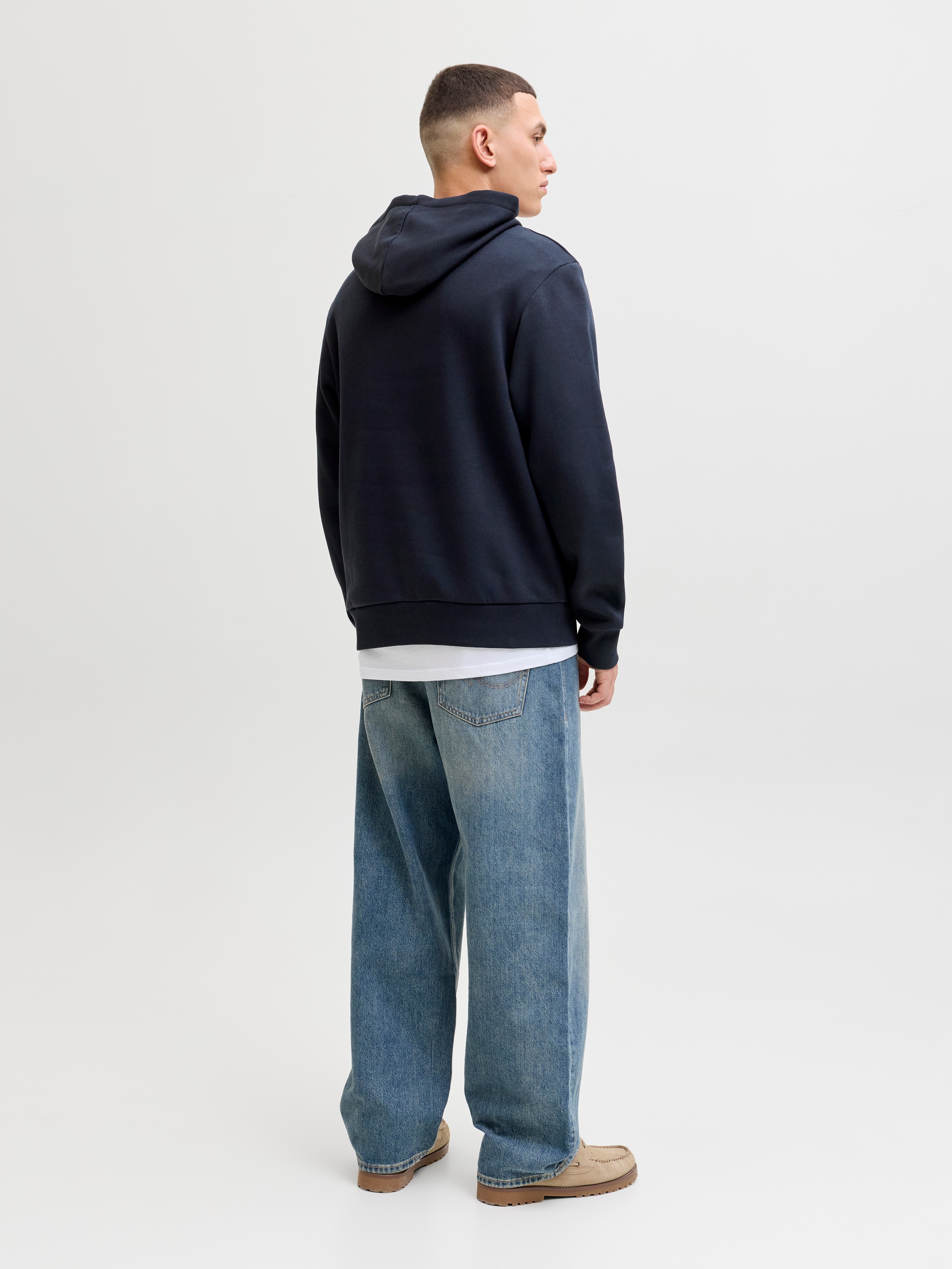 Jack & Jones Sweat à capuche »JJELOGO SWEAT HOOD 2 COL 25/26 NOOS«, avec imprimé stylé
