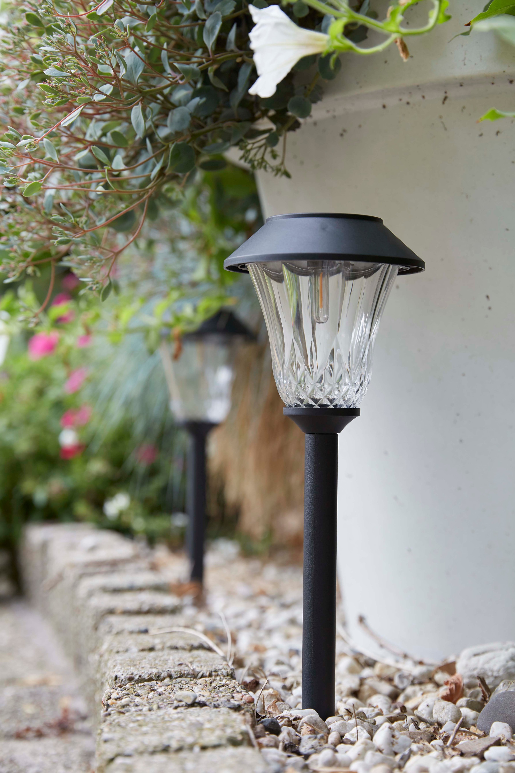 LUXFORM Gartenleuchte »Solar-Gartenlampe - St. Tropez - 3 Stück - 5 Lumen« LED-Modul 3 Stk. Aus Kunststoff gefertigt
