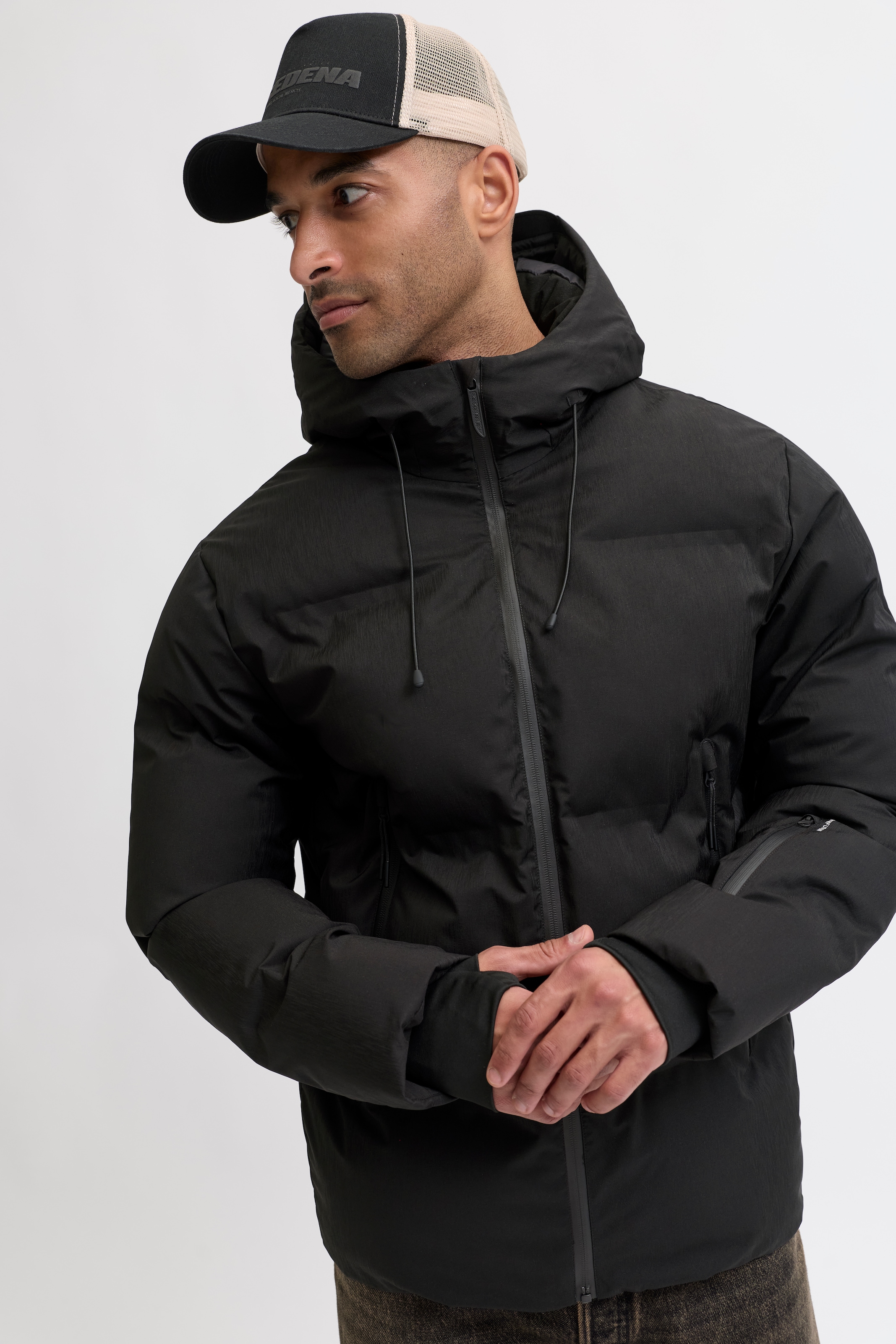 Jack & Jones Veste matelassée »JCOFUSION TECHNICAL PUFFER JACKET SN« avec capuche