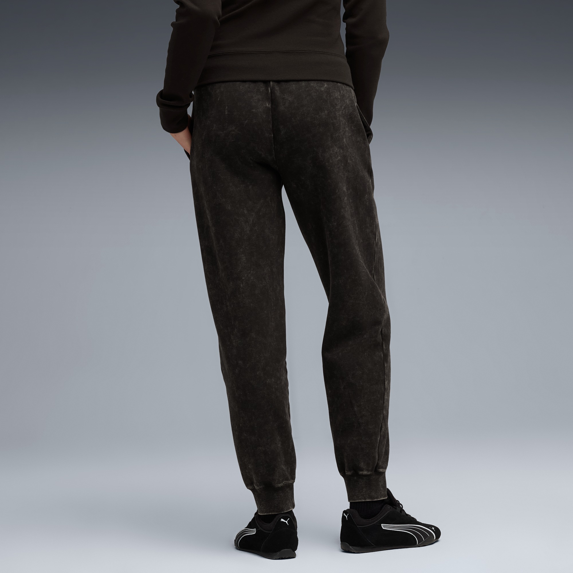 PUMA Pantalon de survêtement »ESS ELEVATED  COMFORT WASH SWEATPANTS FL CL«