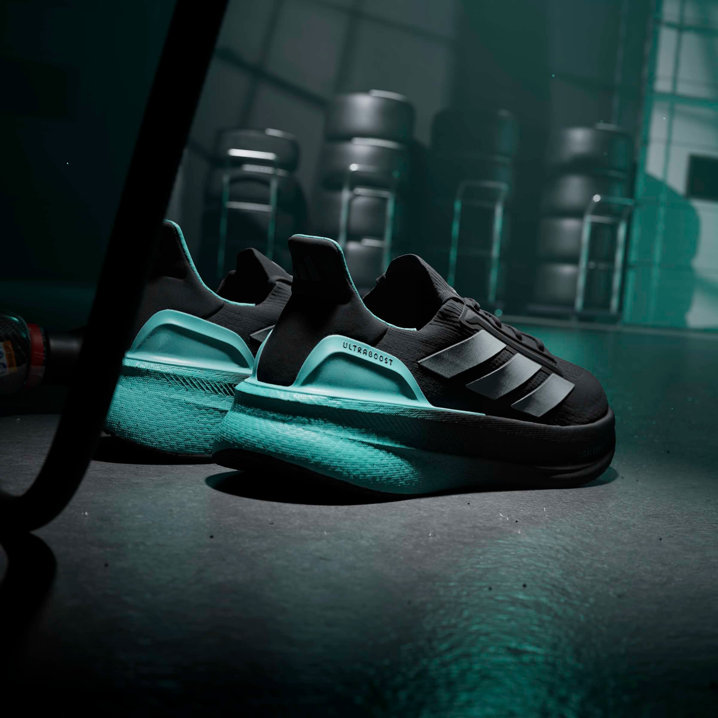 adidas Performance Chaussure de course »ULTRABOOST 5X M MER«  Mercedes AMG Motorsport