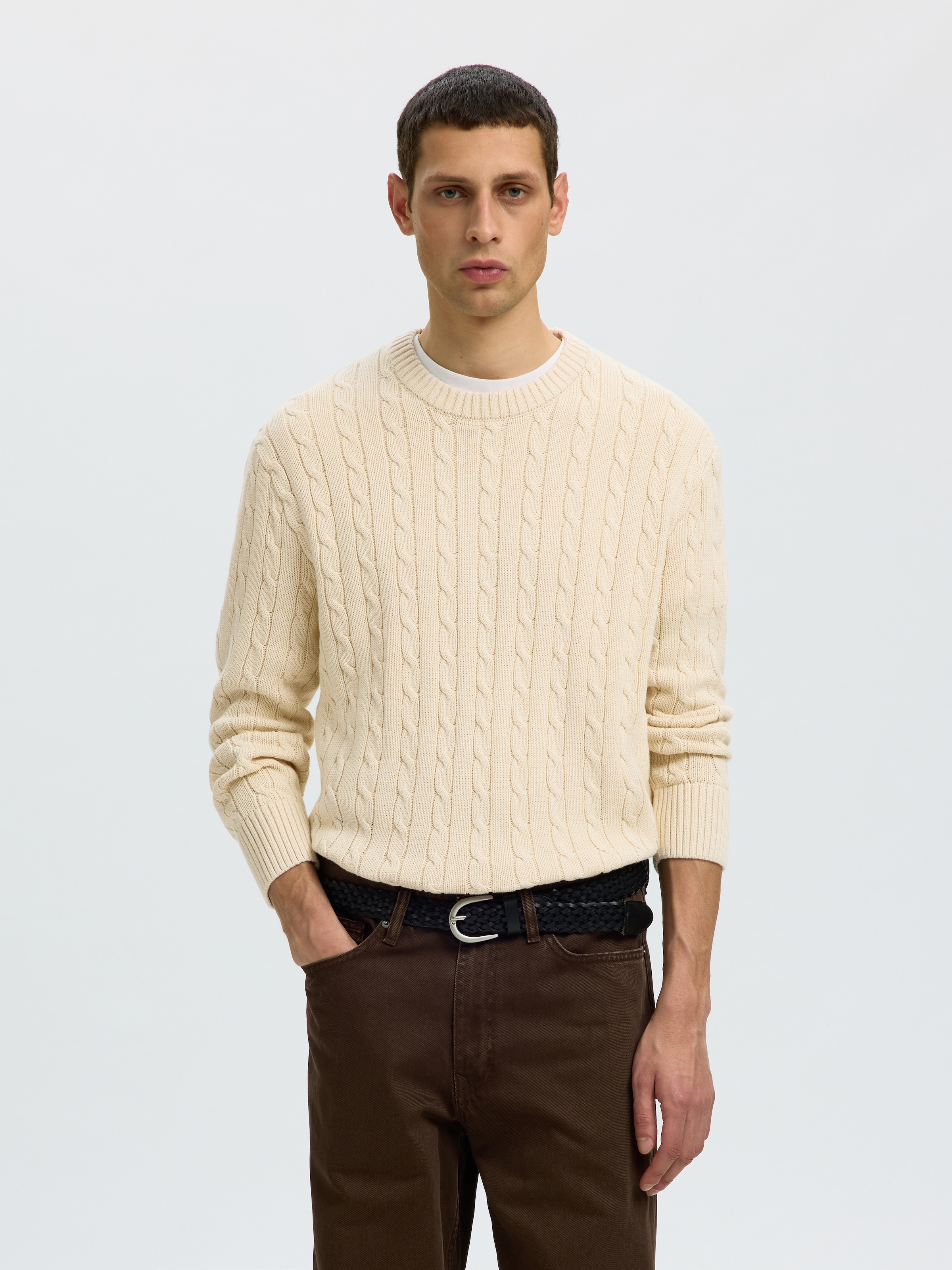 SELECTED Pull à col rond »SLMBRAUN KNIT CABLE CREW NOOS« coton, coupe décontractée