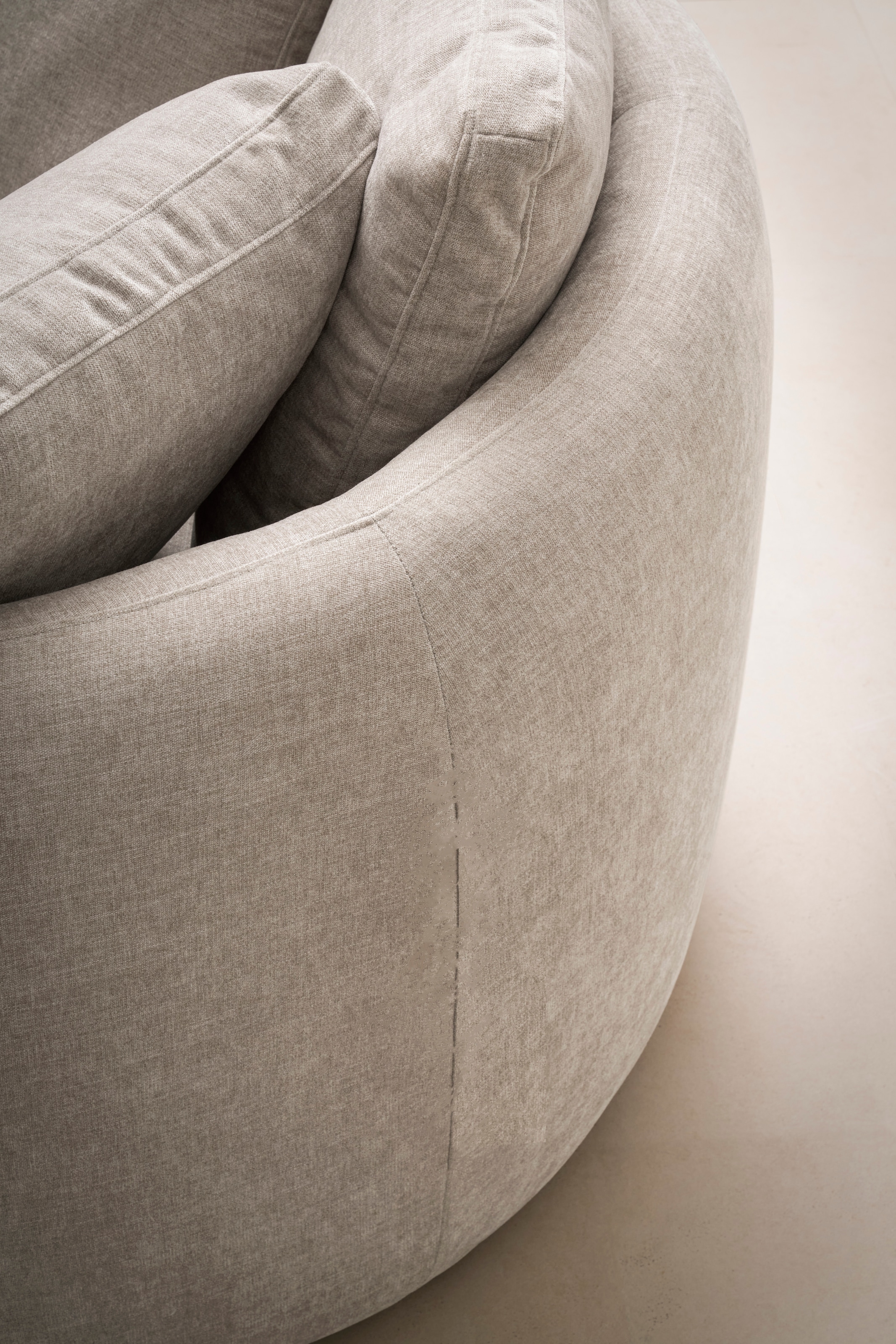 GOODproduct Sessel »Kaarl, moderner Rundsessel, Loungesessel, Loveseat« Webstoff, in fünf Farben, inkl. Rückenkissen, zeitloses Design