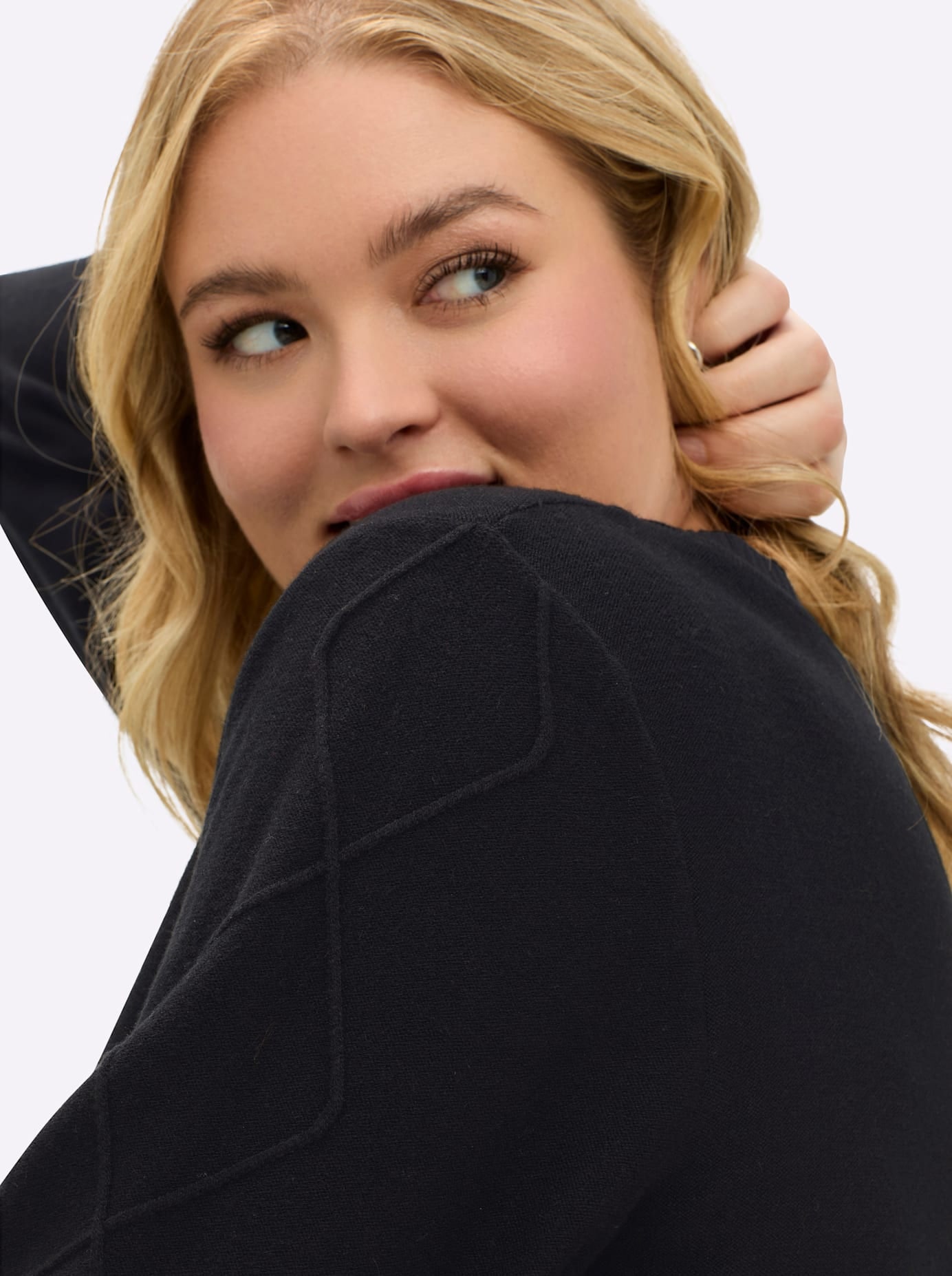 Sheego Rundhalspullover »Pullover«
