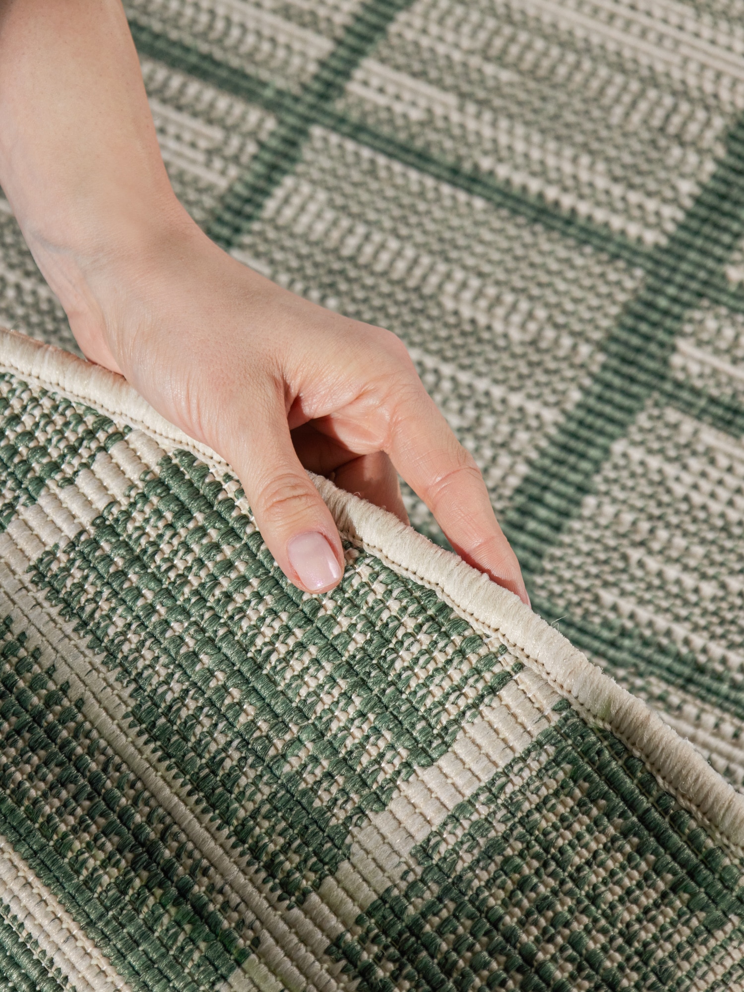 Ted Baker Teppich »Crouch« rund 8 mm Höhe Designteppich, Wetterfest, Pflegeleicht, Modern, Wohnzimmer, Terrasse