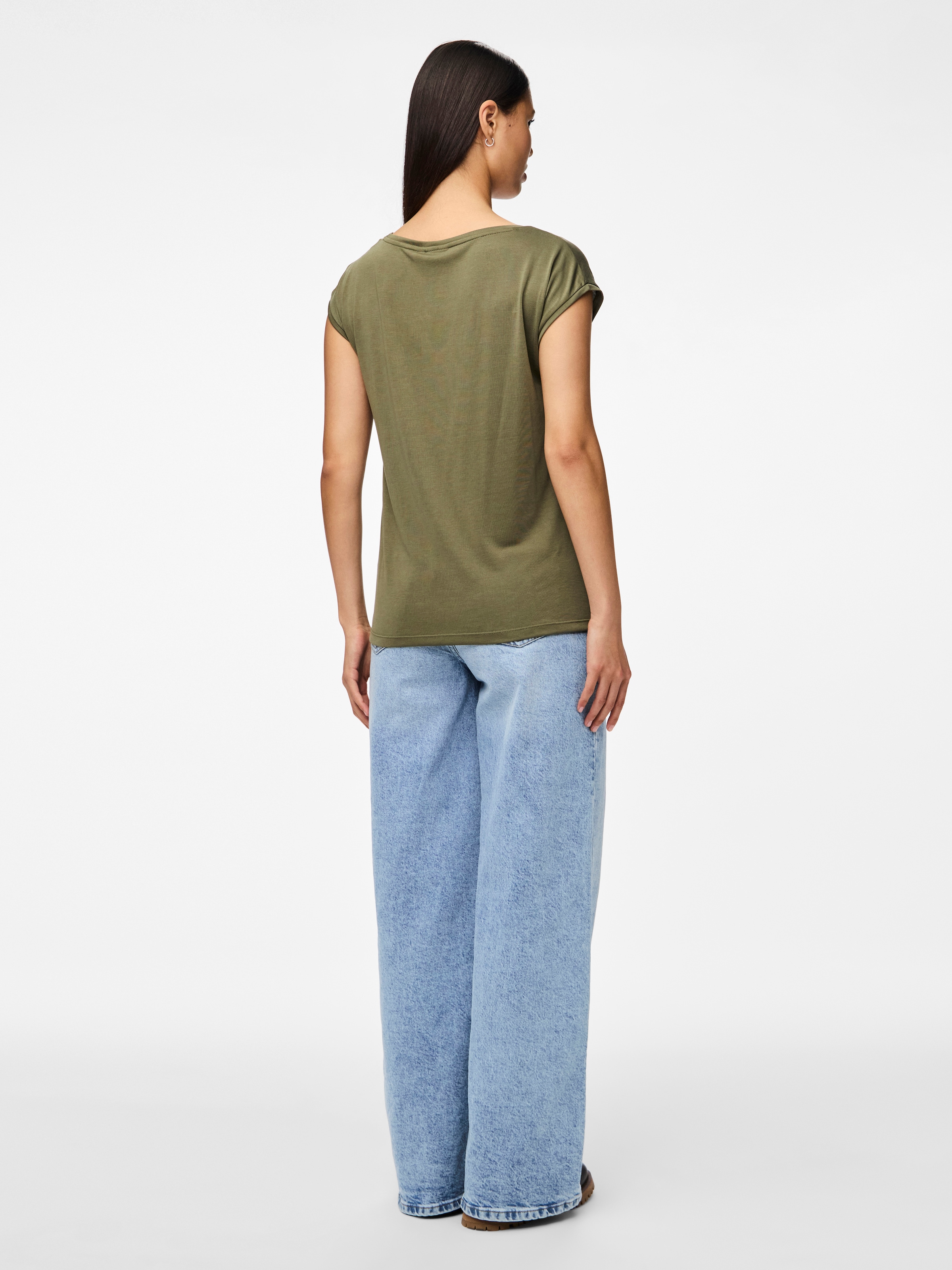 pieces Kurzarmshirt »PCKAMALA TEE NOOS BC« Materialmix, regular fit