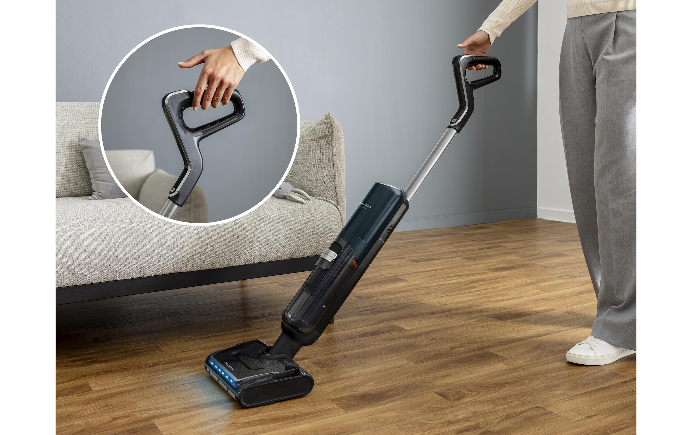 Rowenta Nass-Trocken-Sauger »X-Clean 7, Saugen und Wischen, LED-Display, 180° abflachbares Design« selbstreinigend, selbstfahrendes Walzensystem, für Hartböden, GZ5735