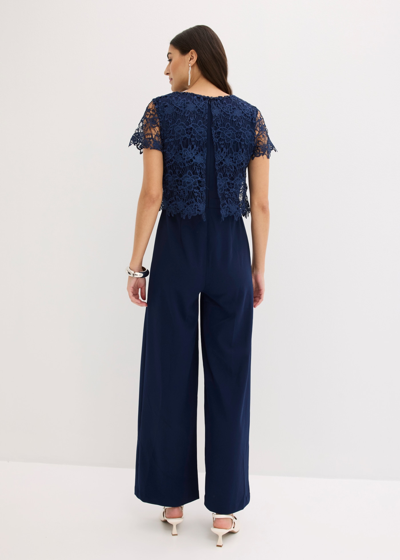 bonprix Jumpsuit manches courtes, coupe près du corps, jambes larges