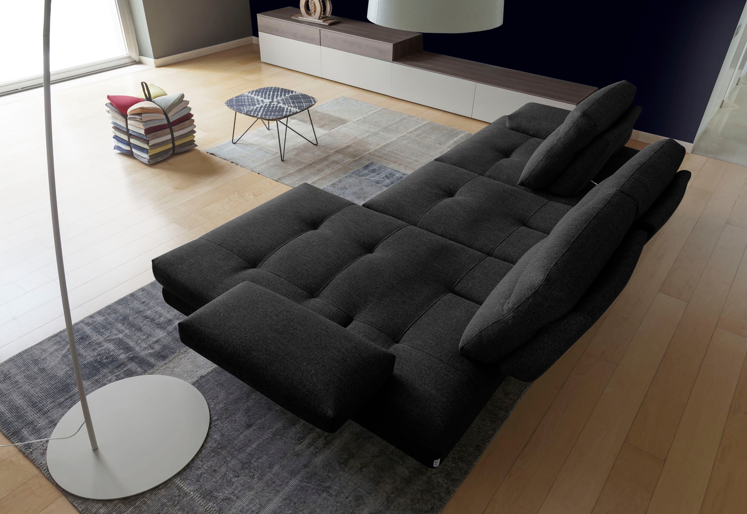 CALIA ITALIA Ecksofa »Toby Wing, B/T: 288/153 cm, Designsofa mit hohem Sitzkomfort, L-Form« inklusive Sitztiefenverstellung, Füsse in chrom glänzend